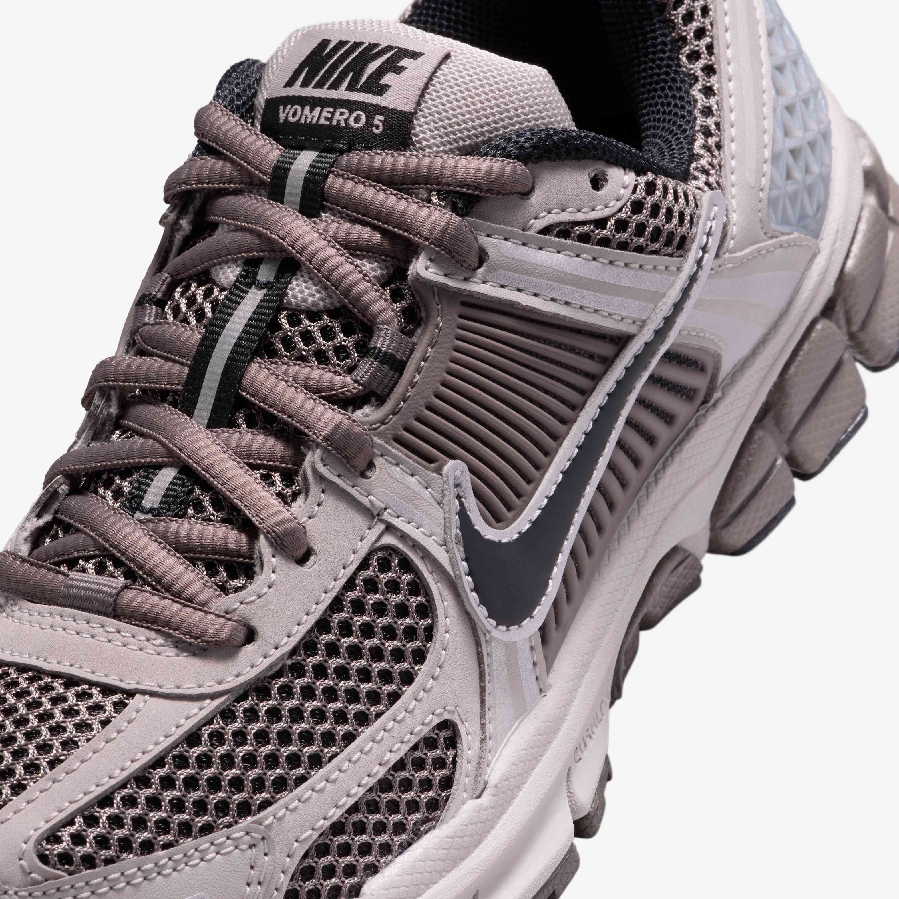 Nike Vomero 5 image number 6