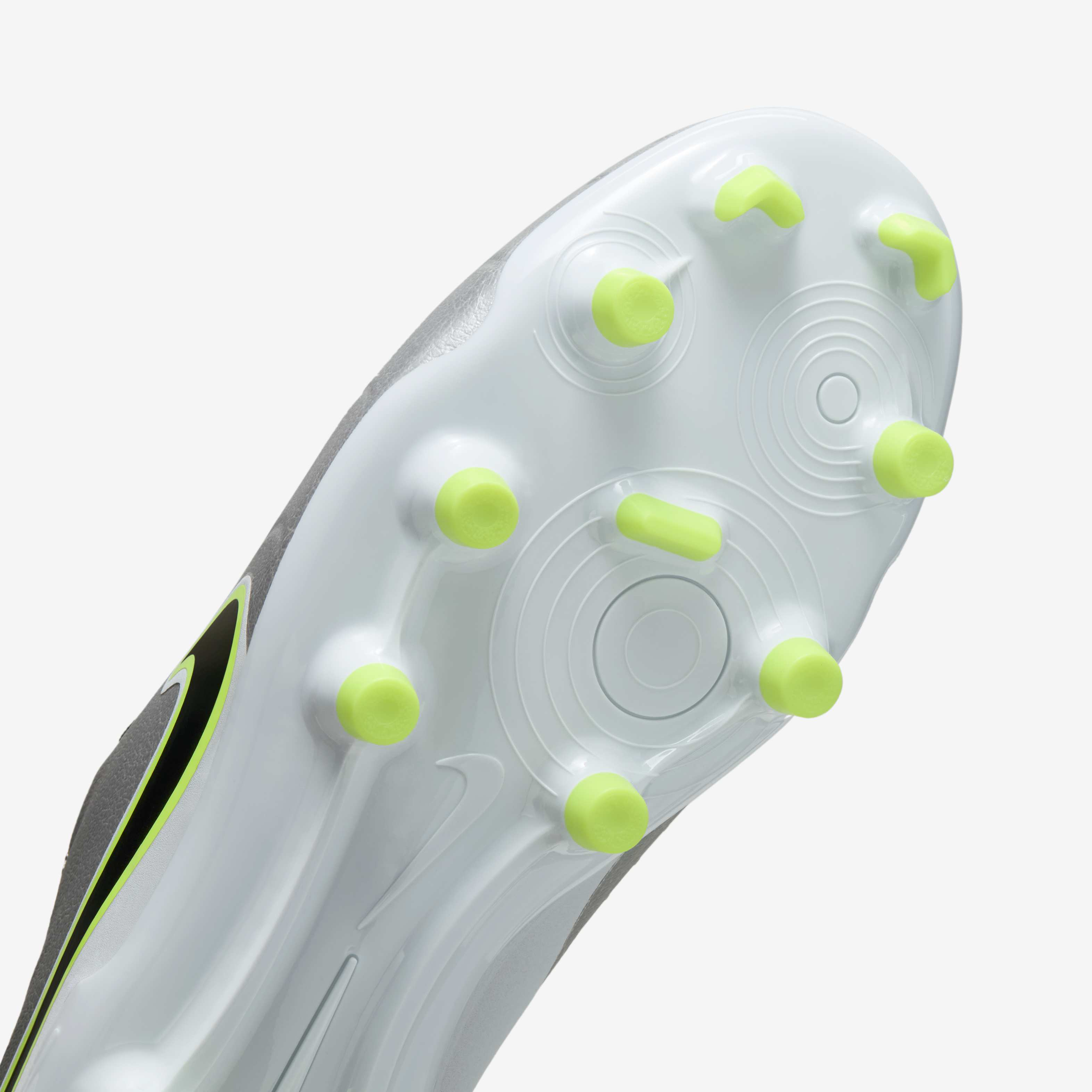 Nike Jr. Tiempo Legend 10 Academy image number 6