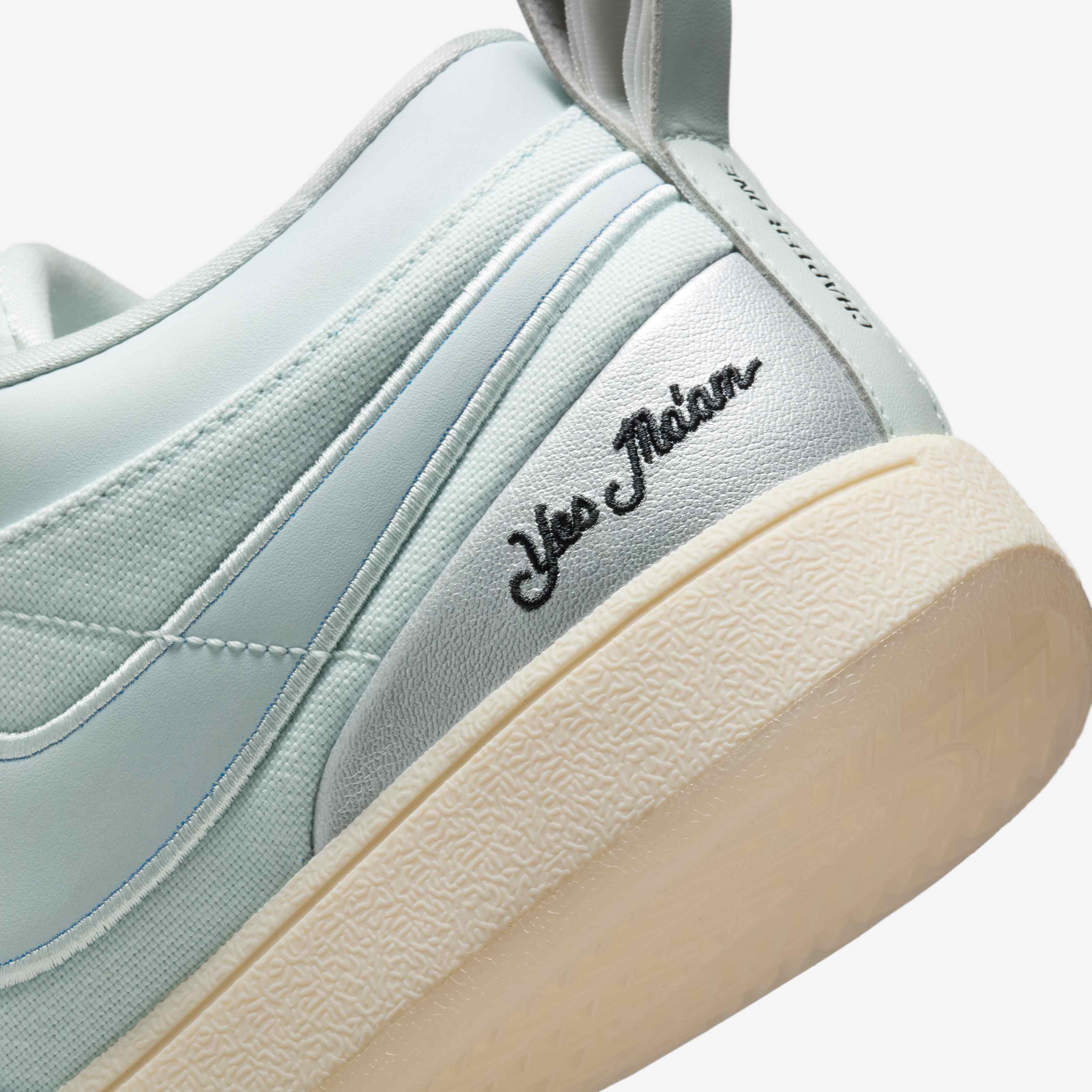 Book 1 'Moss Point' image number 7