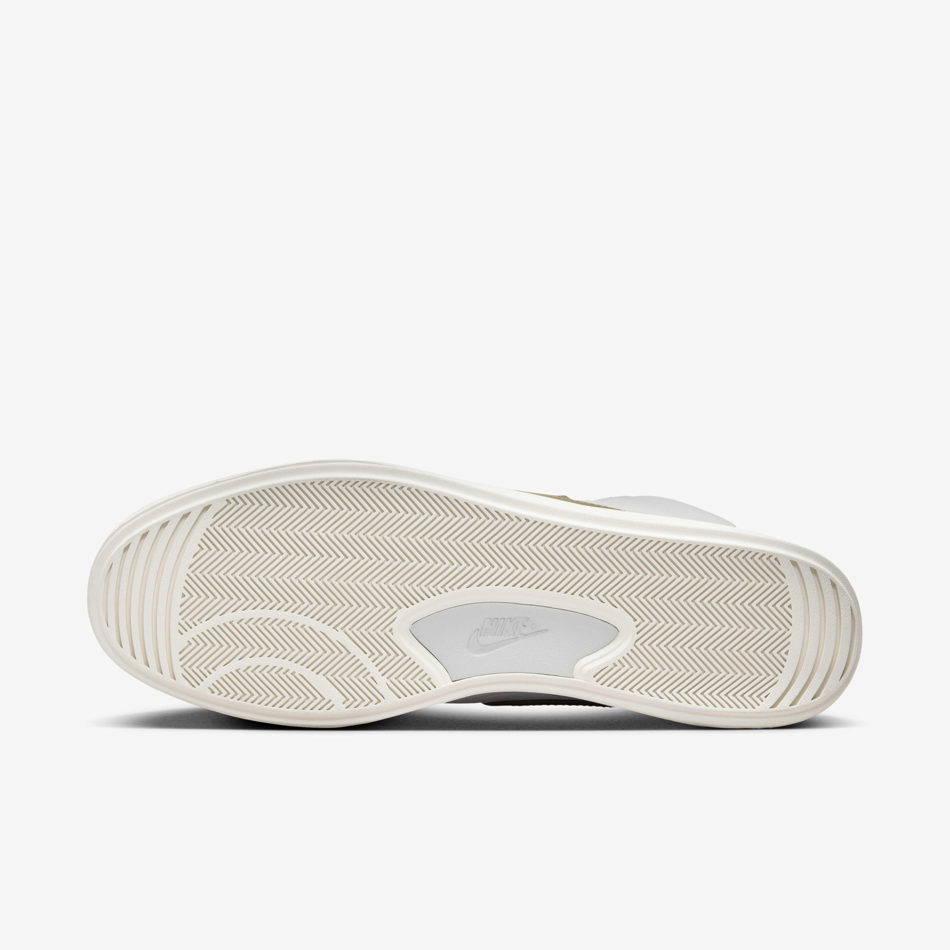 نايكي بليزر فانتوم ميد image number 1