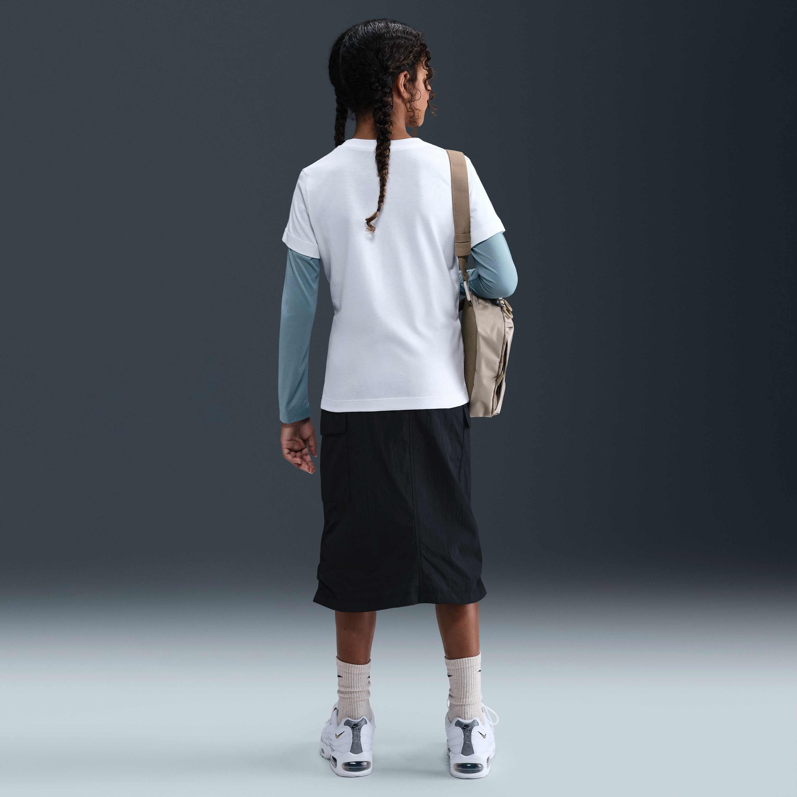 نايكي سبورتسوير image number 4