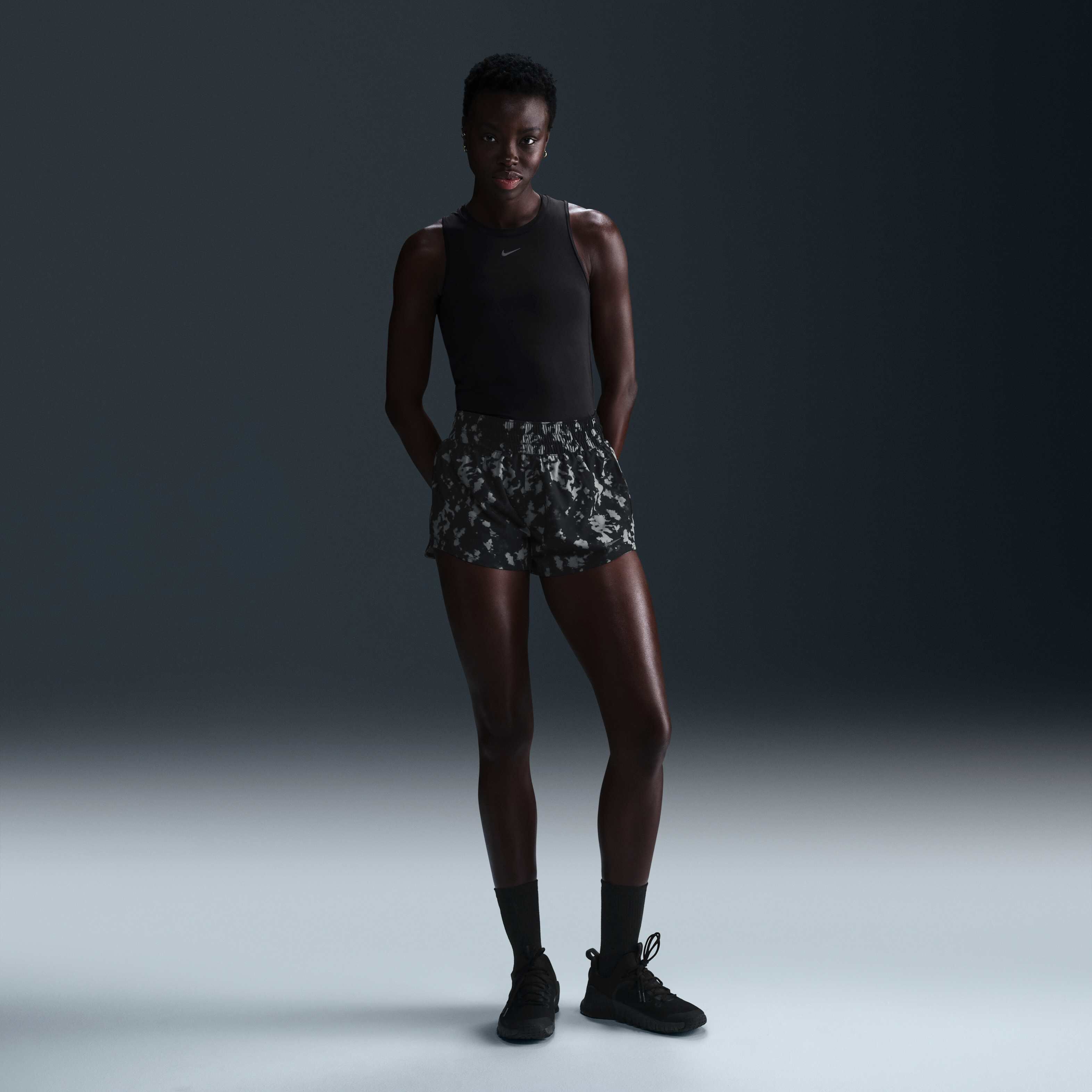 Nike One image number 0