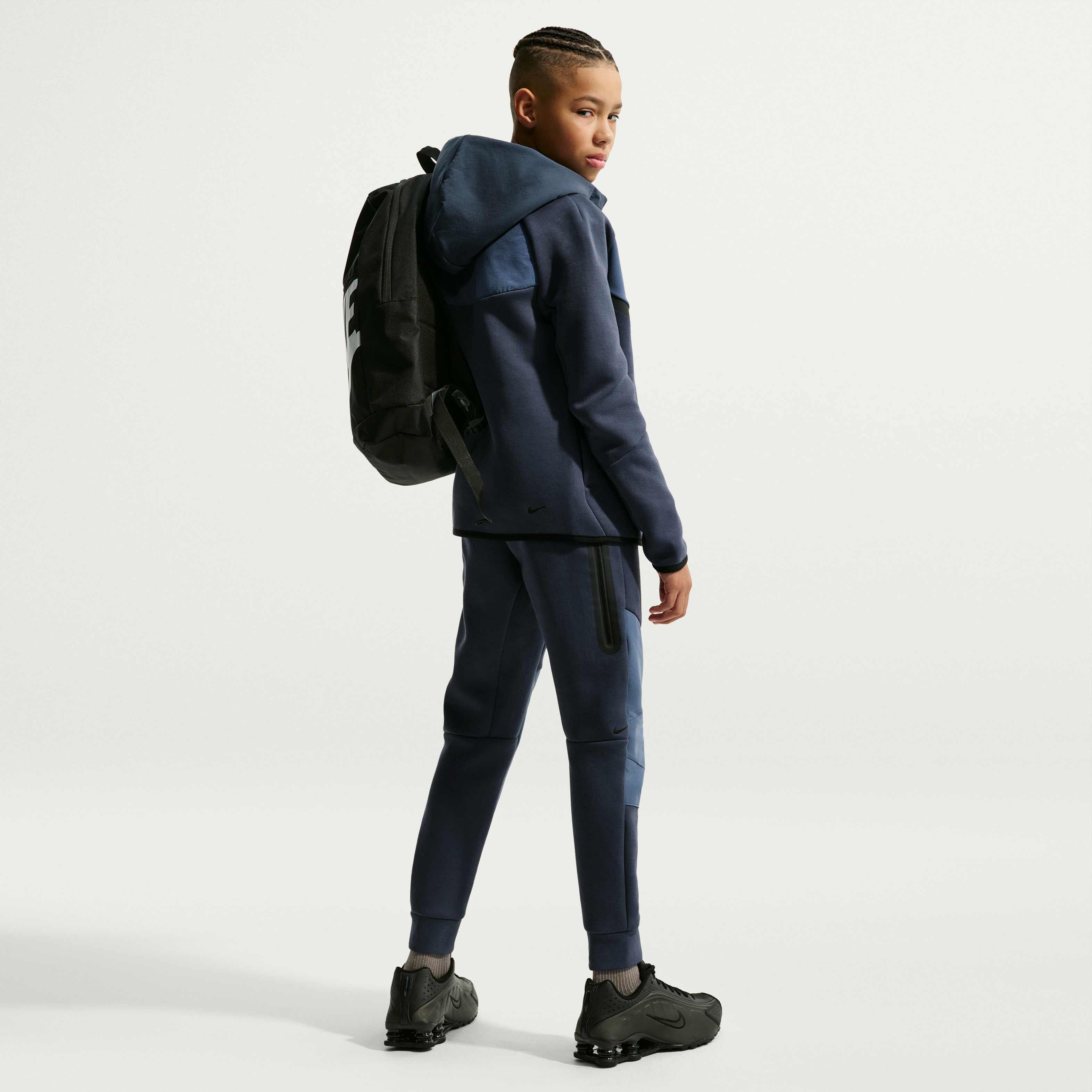 Nike Sportswear Tech Fleece image number 4