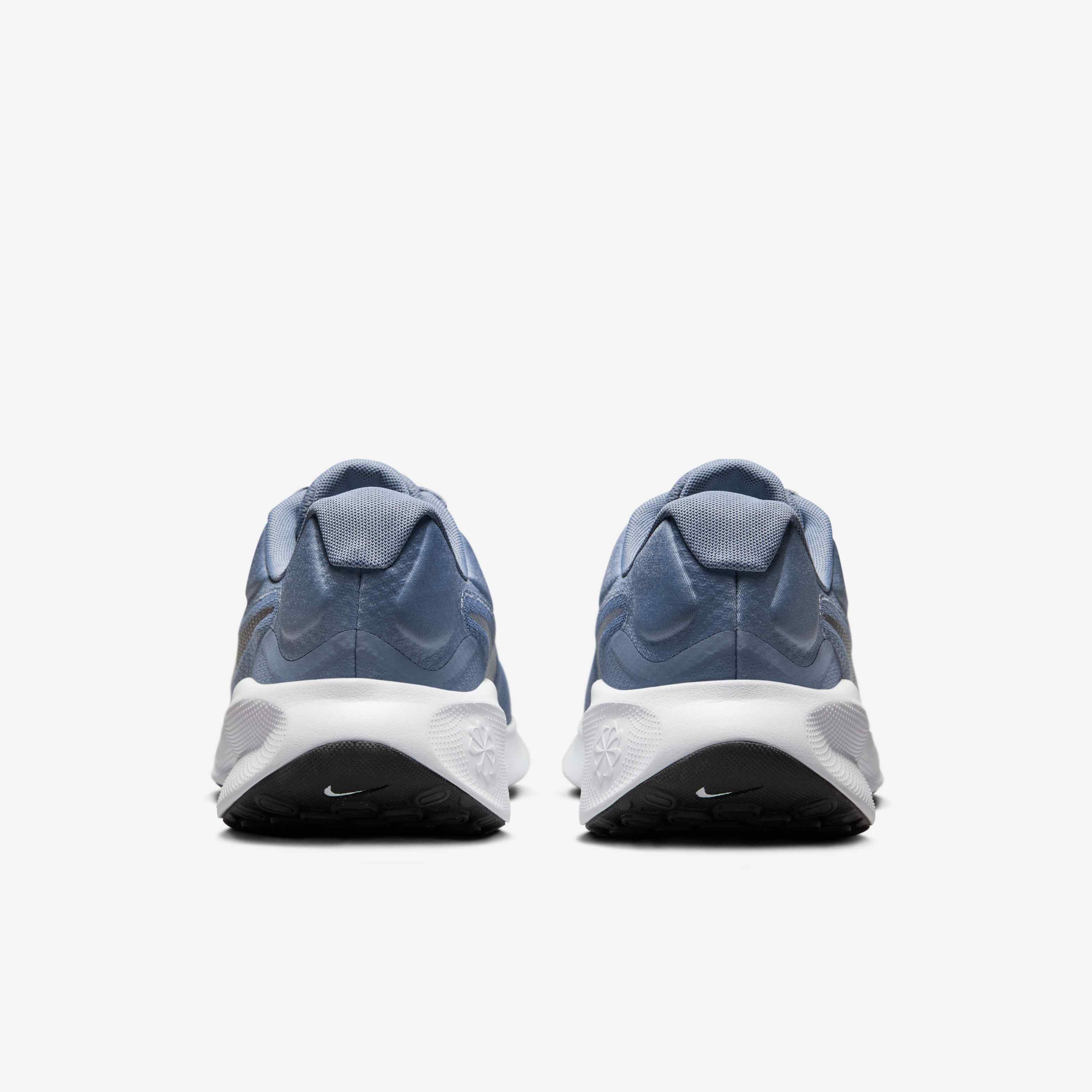 Nike Revolution 7 image number 5
