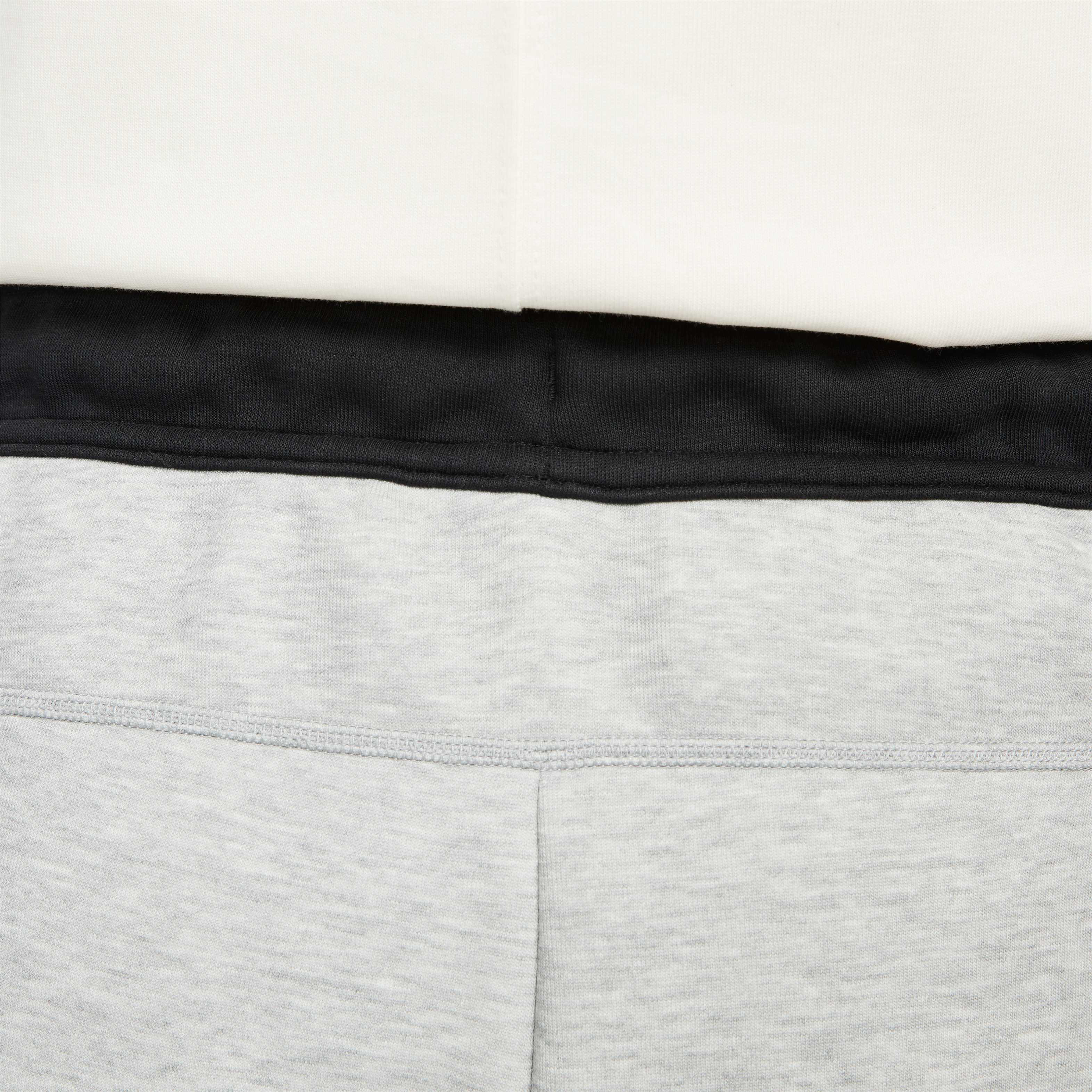 Nike Sportswear Tech Fleece image number 6