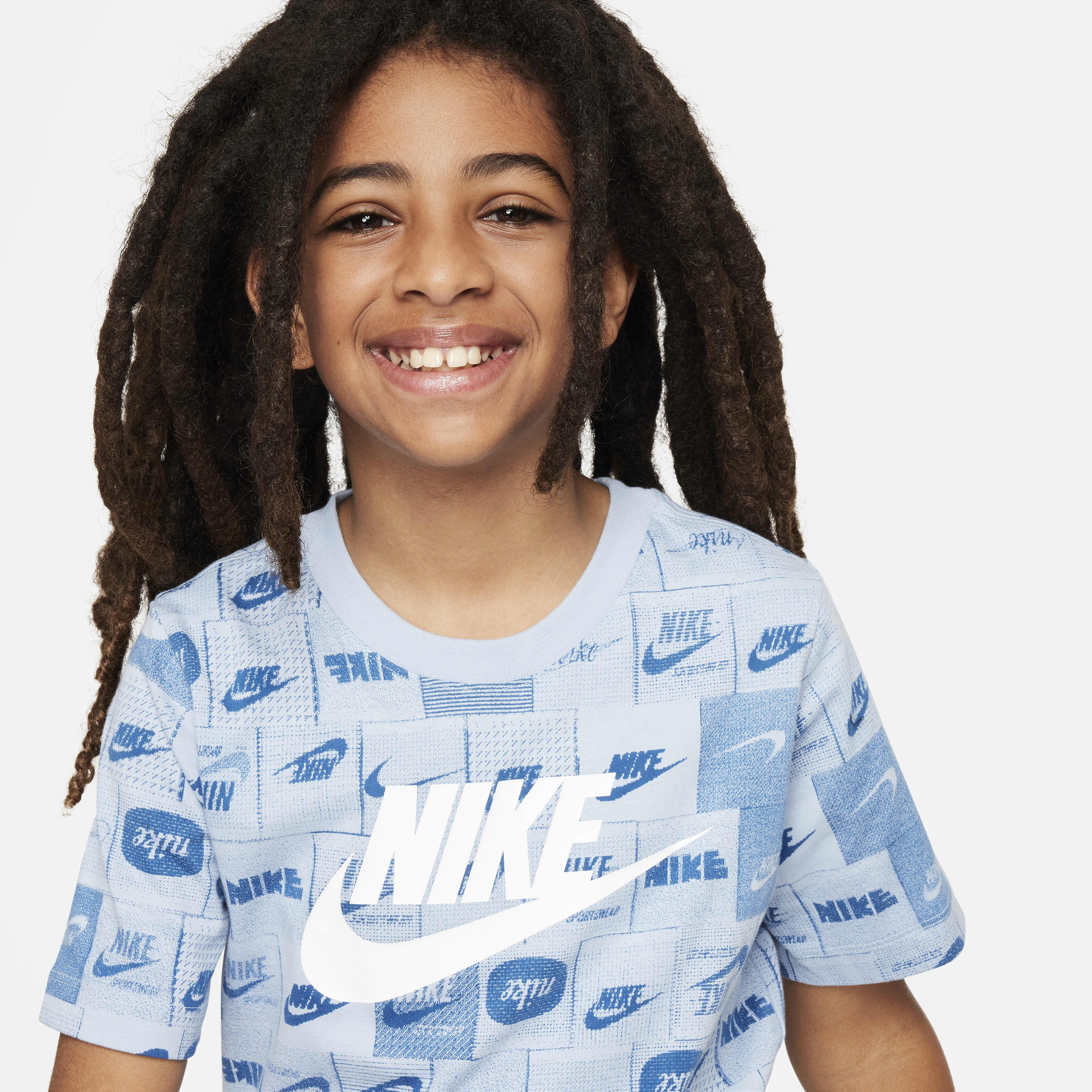 Nike Sportswear image number 2