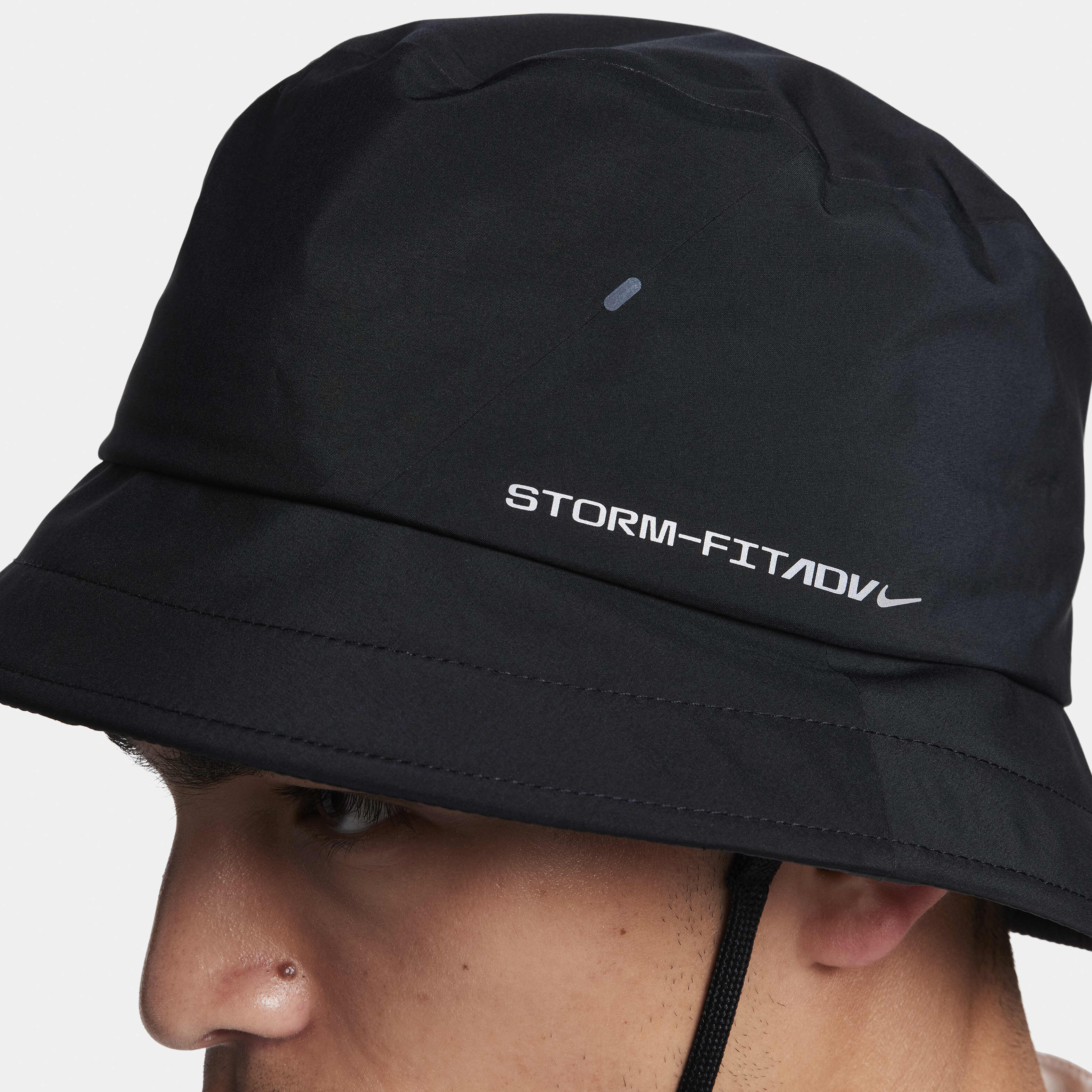 Buy Nike Storm-FIT ADV Apex Bucket Hat - Black/Anthracite @ Nike
