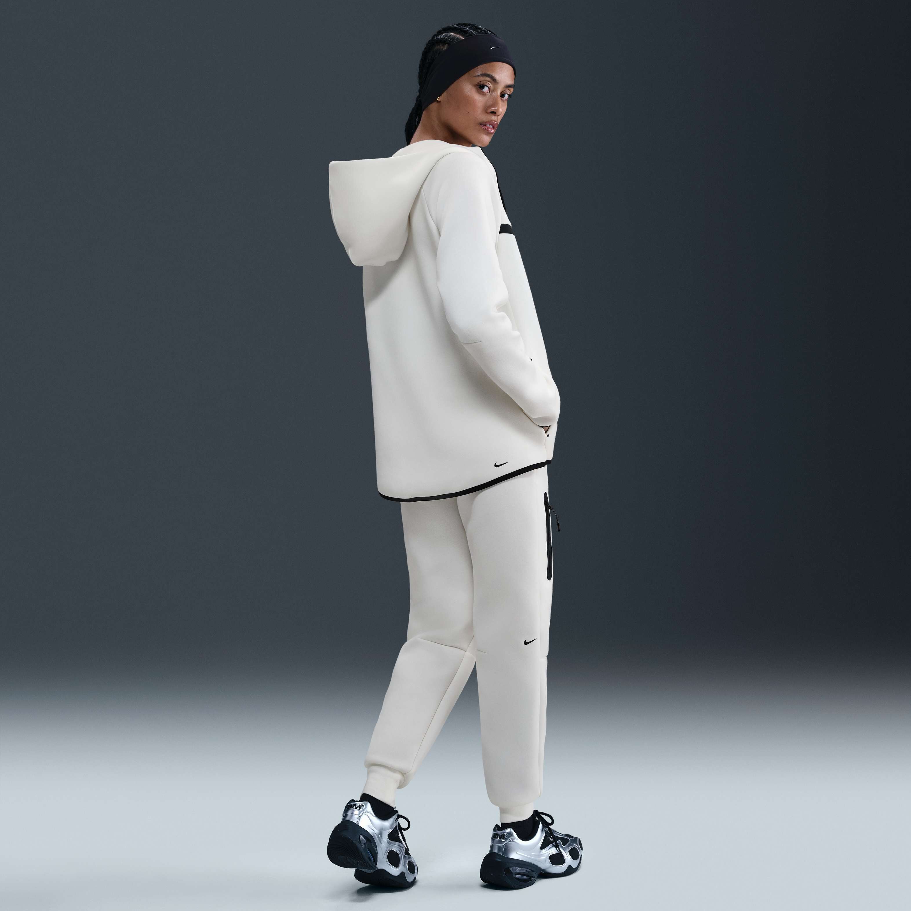 Nike Sportswear Tech Fleece Windrunner image number 4