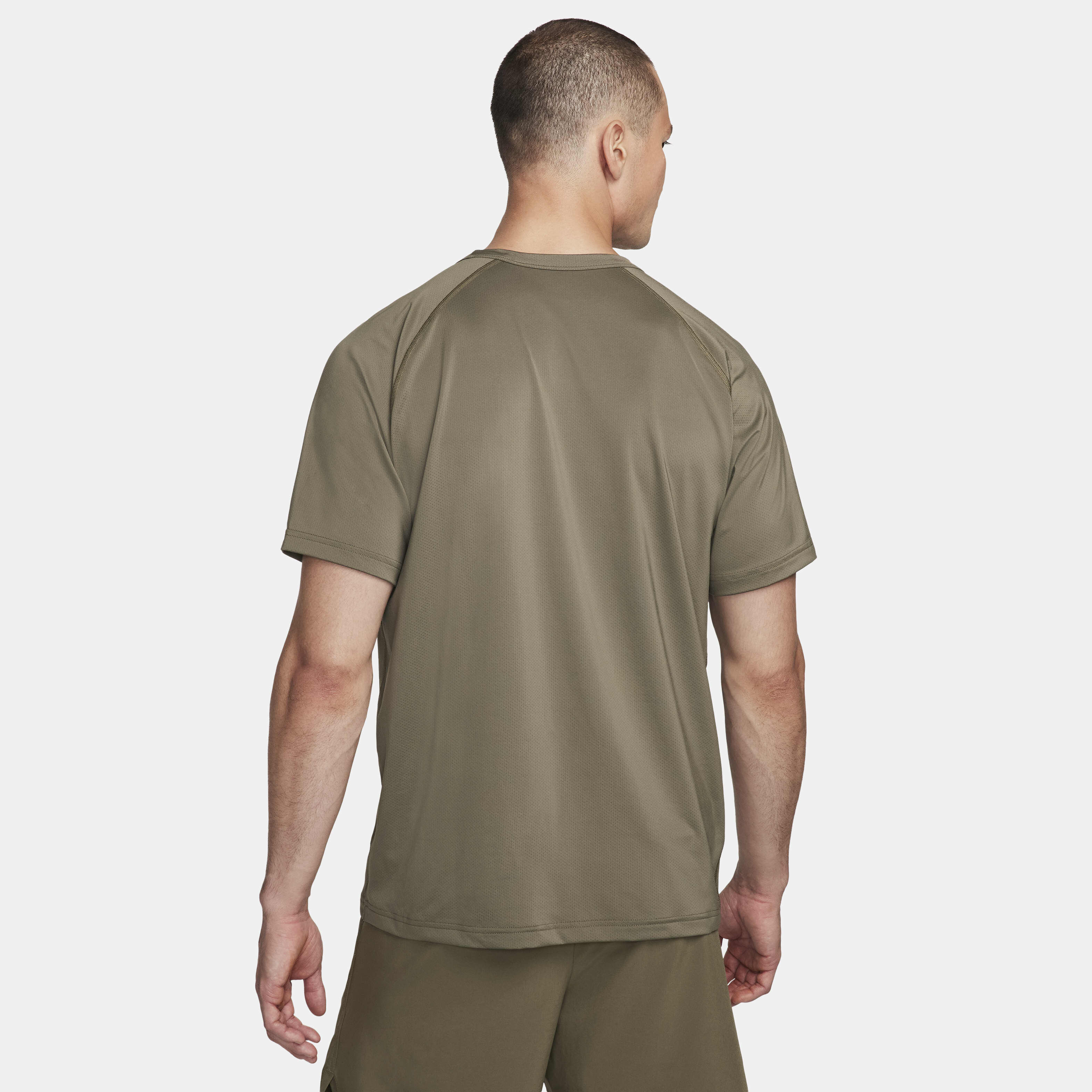 نايكي ريدي image number 1