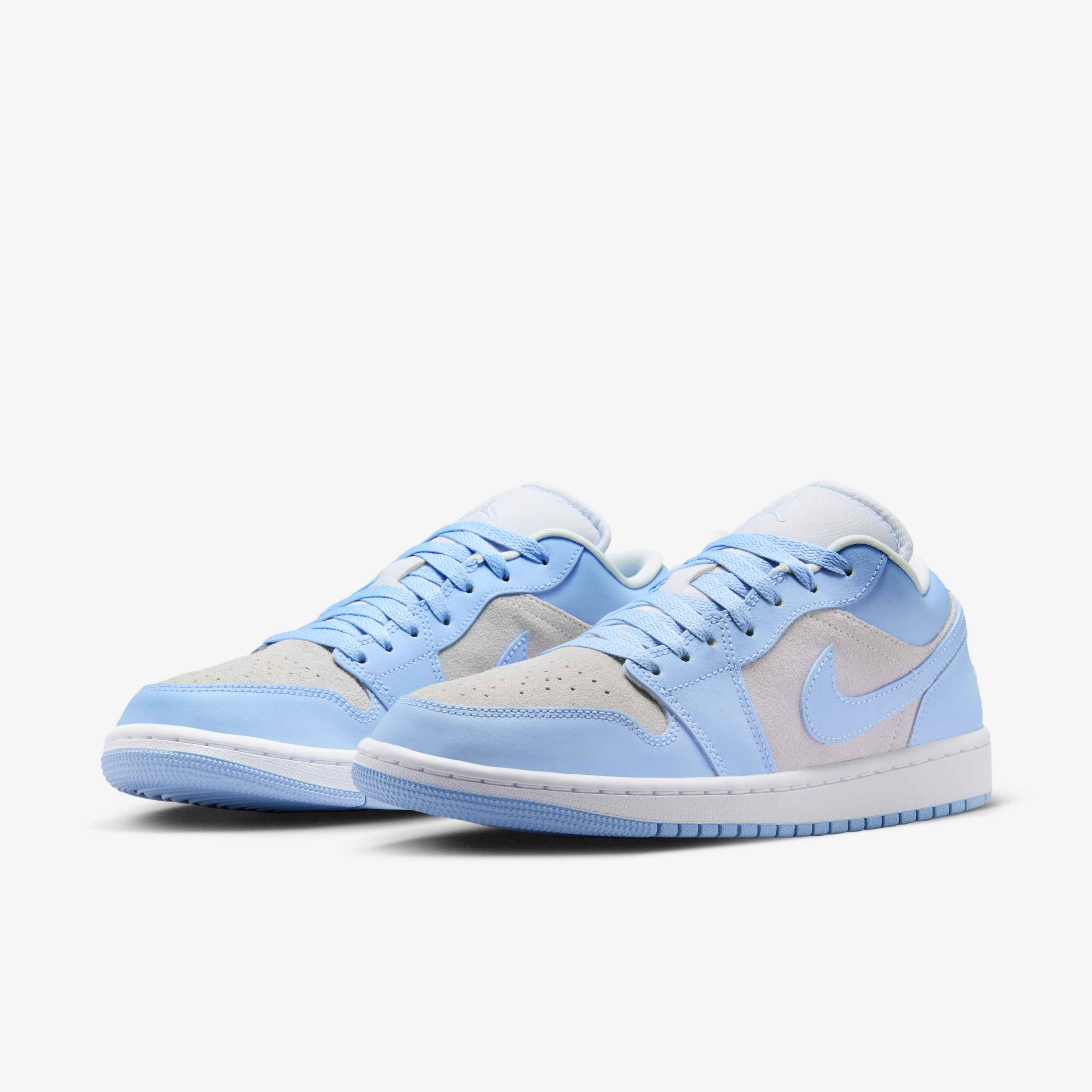 Air Jordan 1 Low image number 4