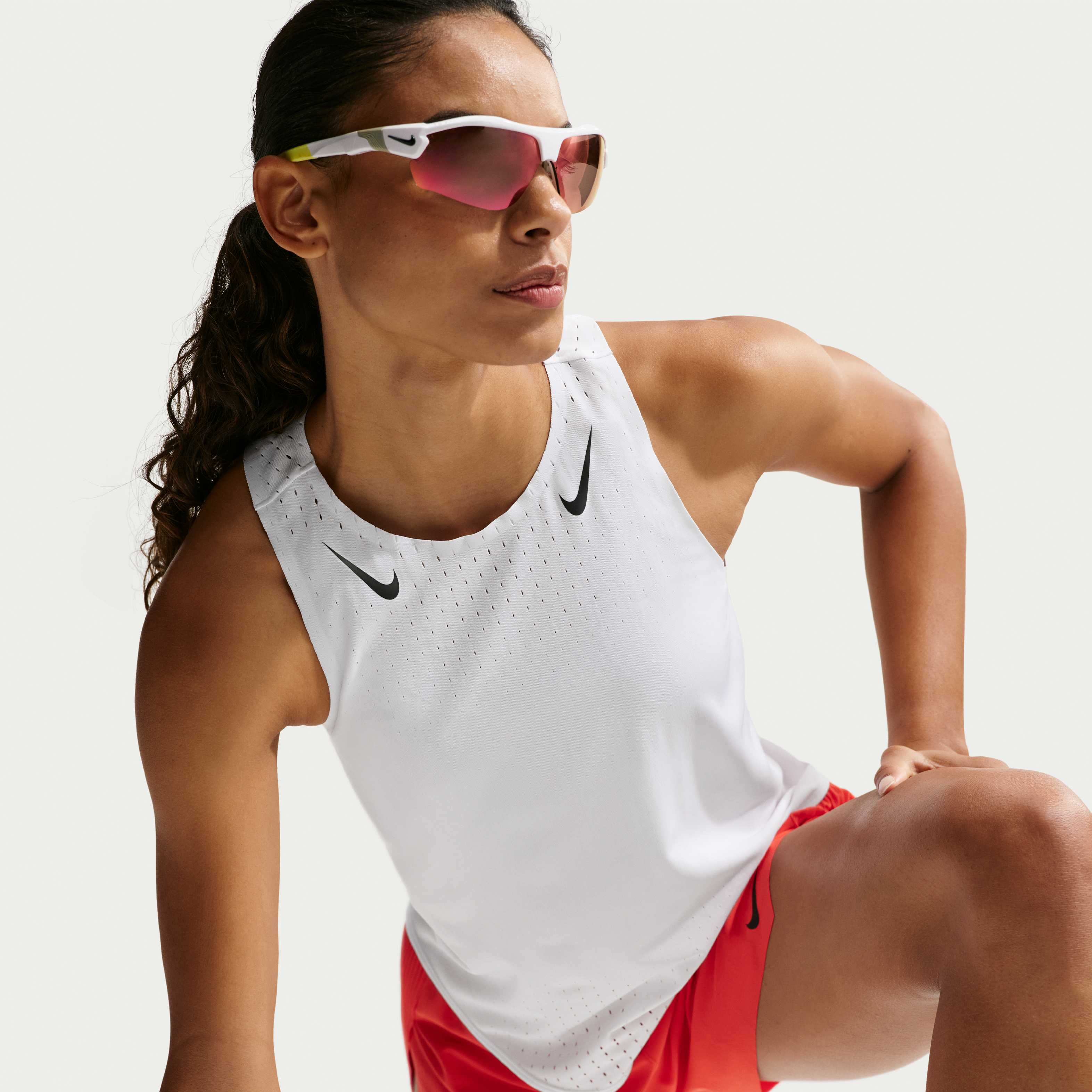 Nike AeroSwift image number 2