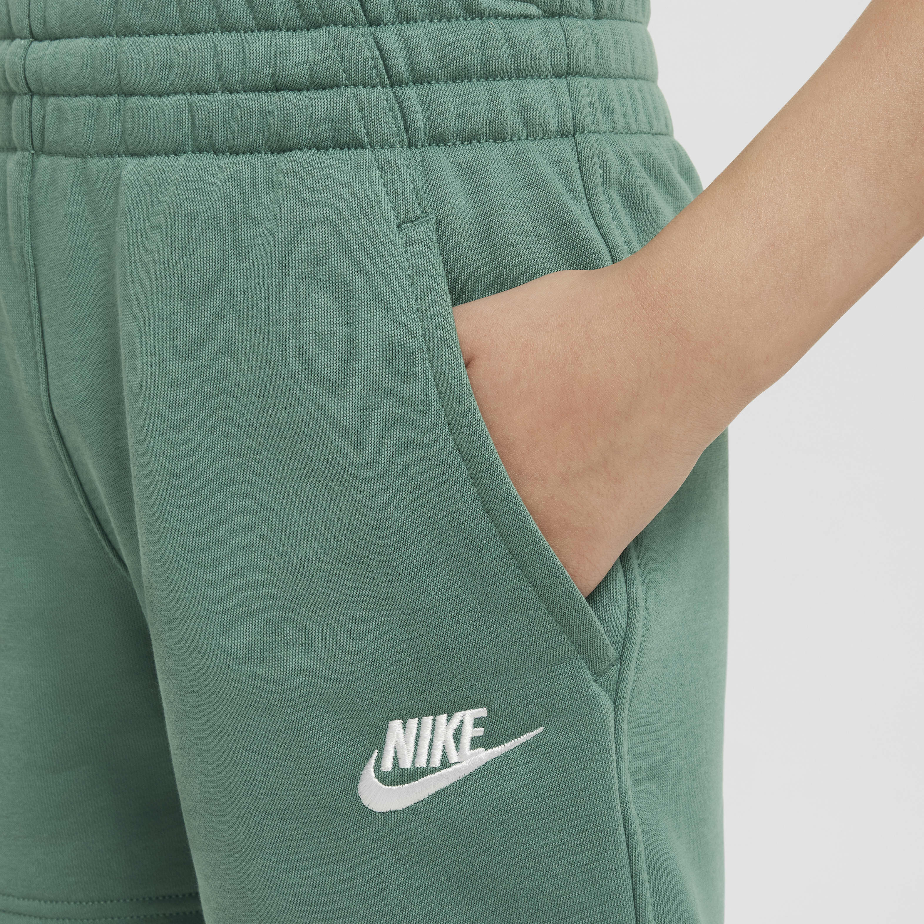 Nike Sportswear Club Fleece image number 4