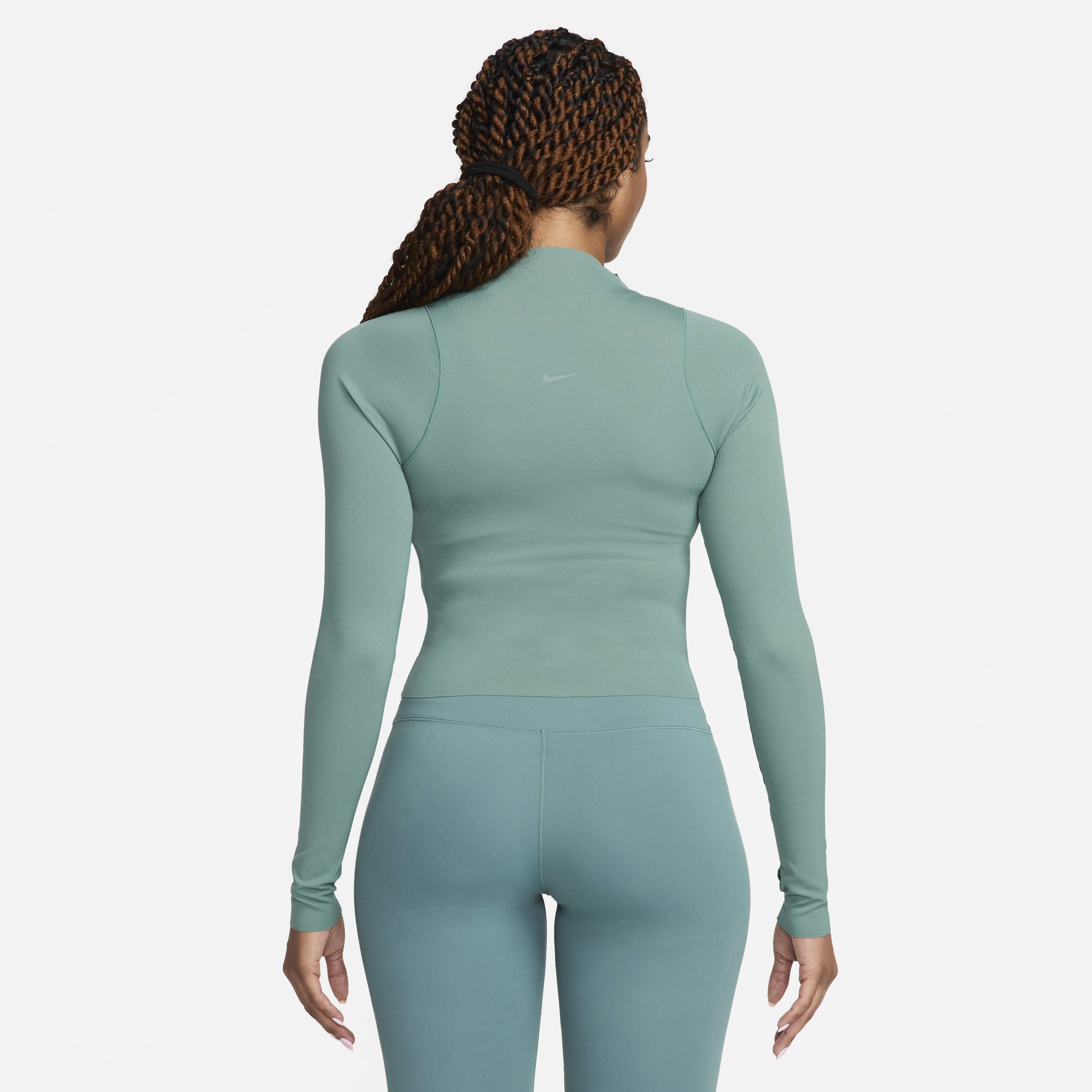 Nike Zenvy image number 1