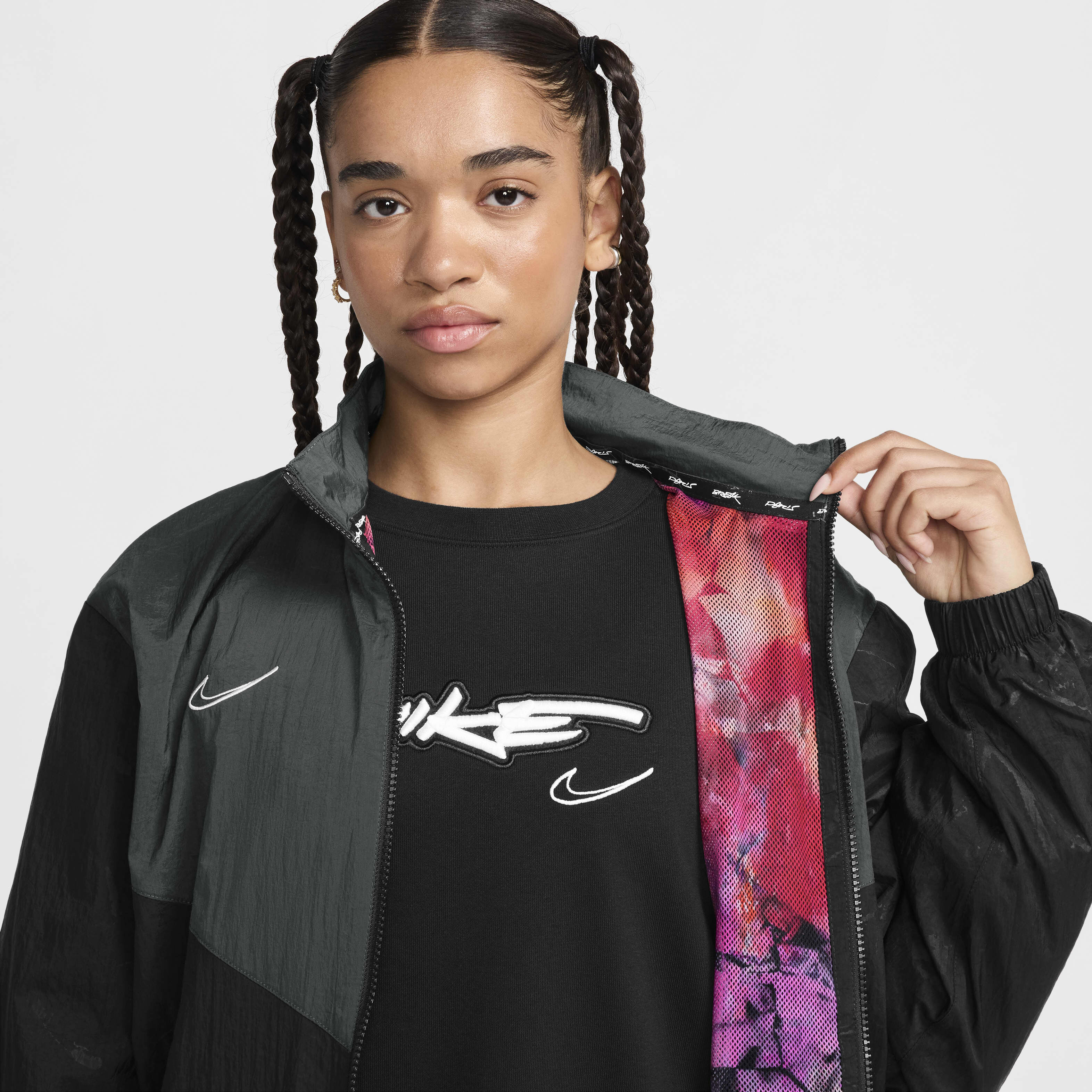Buy Nike Sportswear Breaking Windrunner Women s Jacket Nike Kuwait Official
