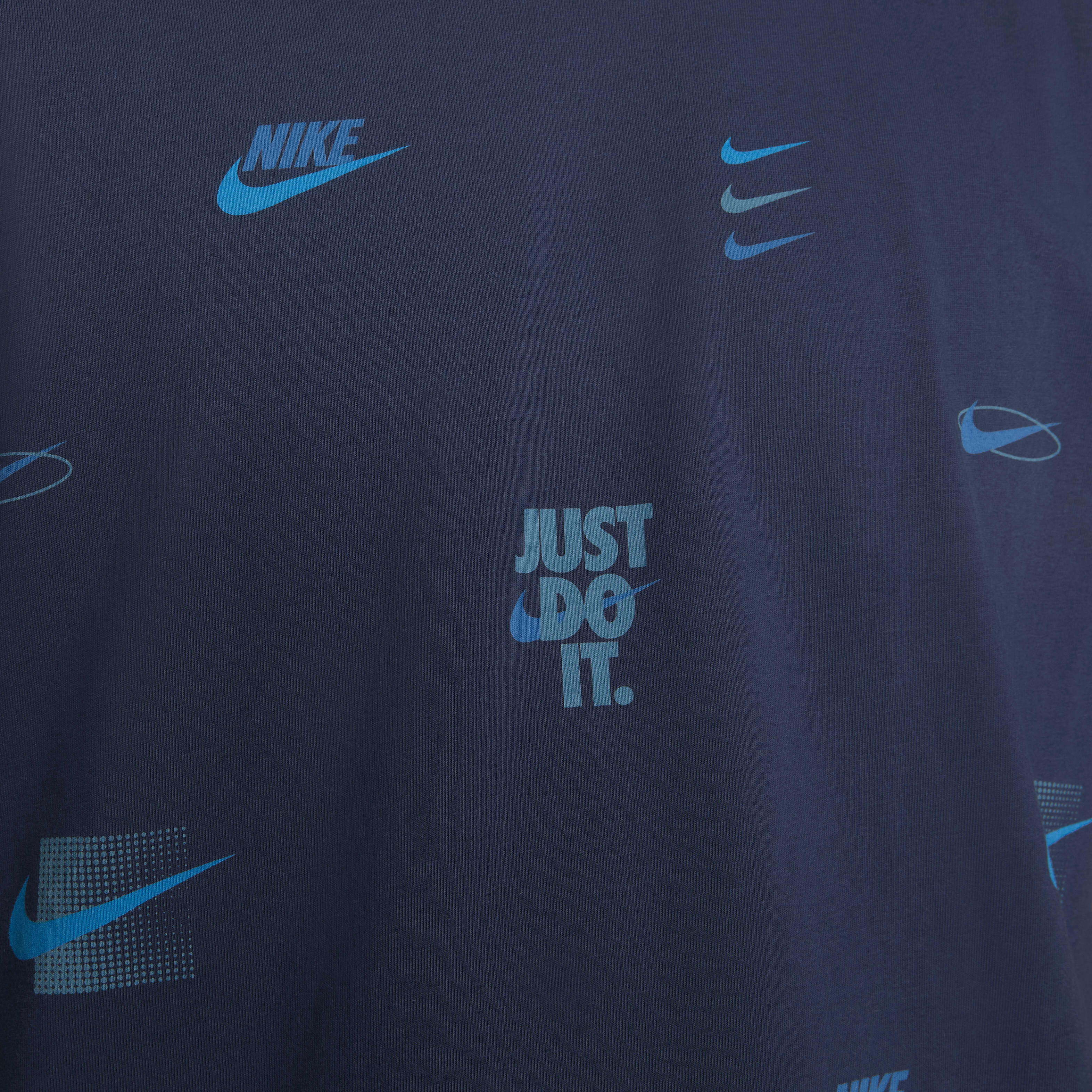 Buy Nike Sportswear Men's T-Shirt - Midnight Navy | Nike