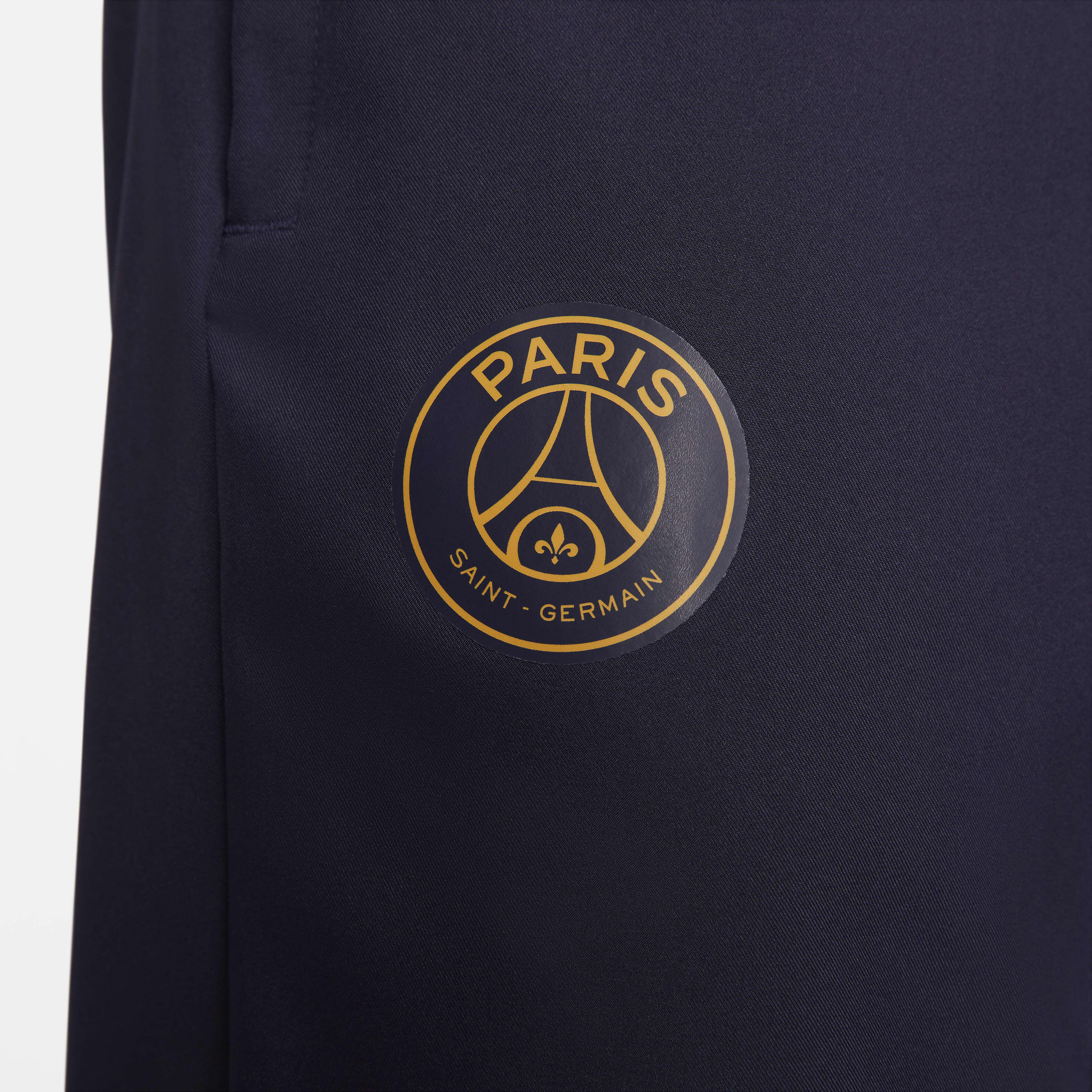 Paris Saint-Germain Strike image number 8