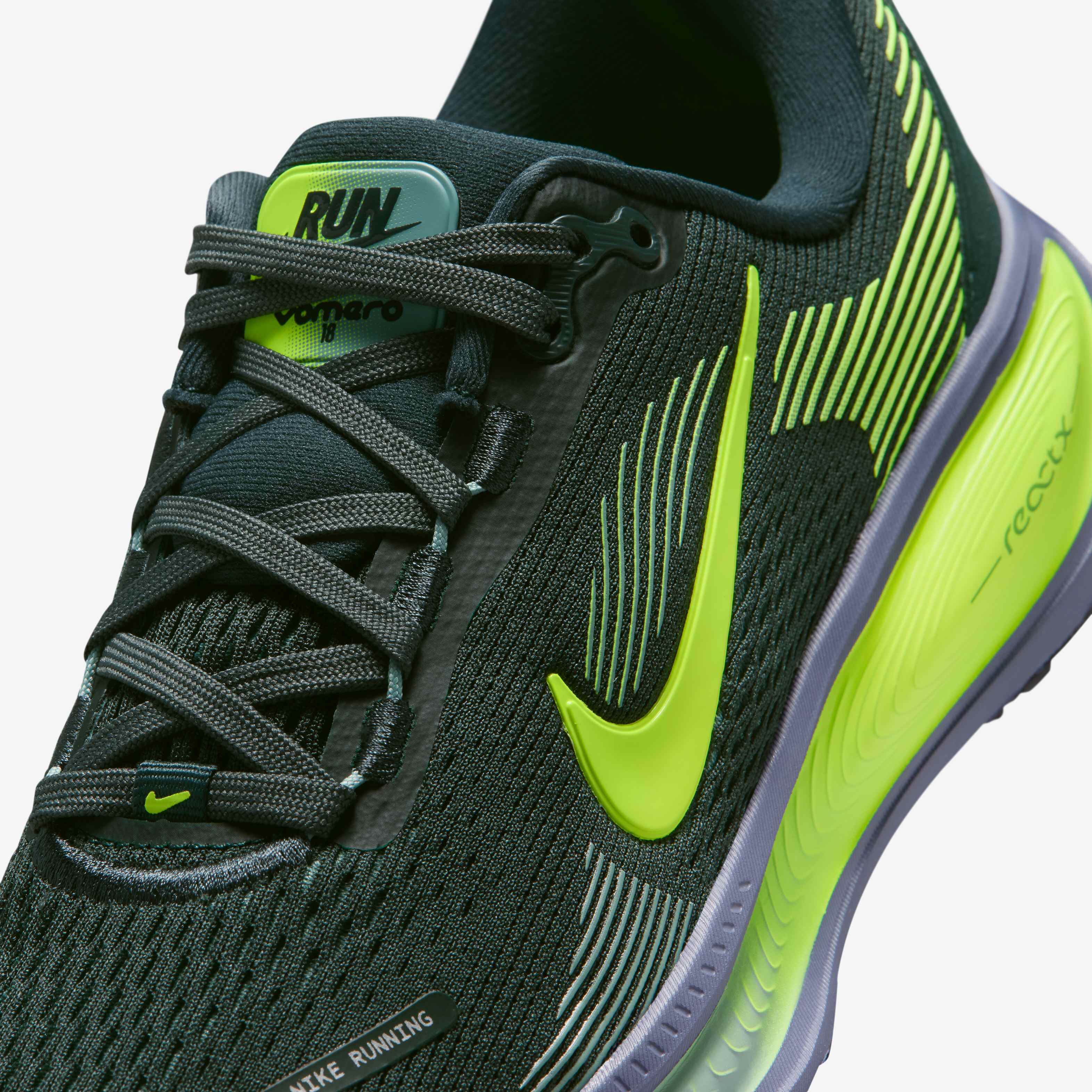 Nike Vomero 18 image number 6