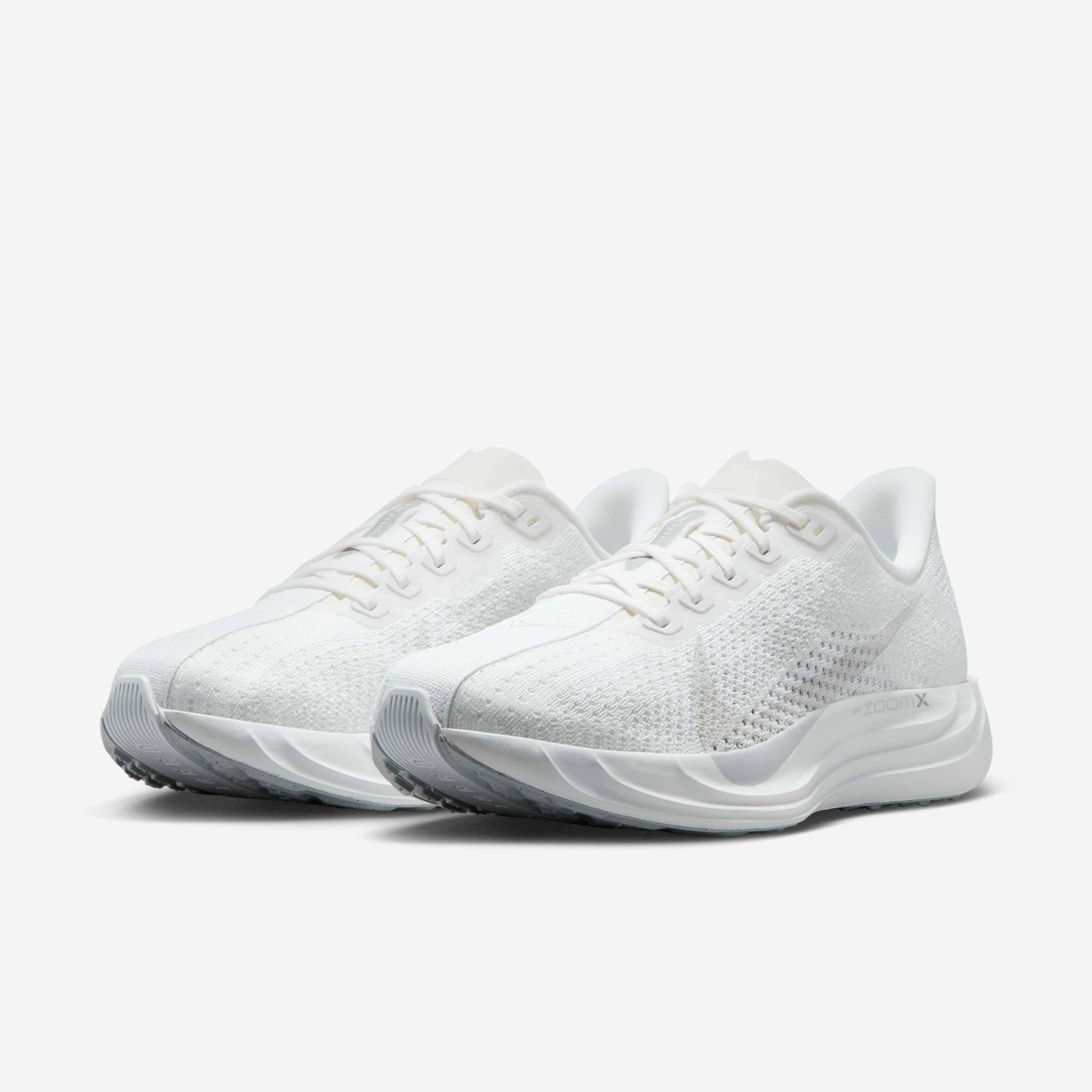 Nike Pegasus Plus image number 4