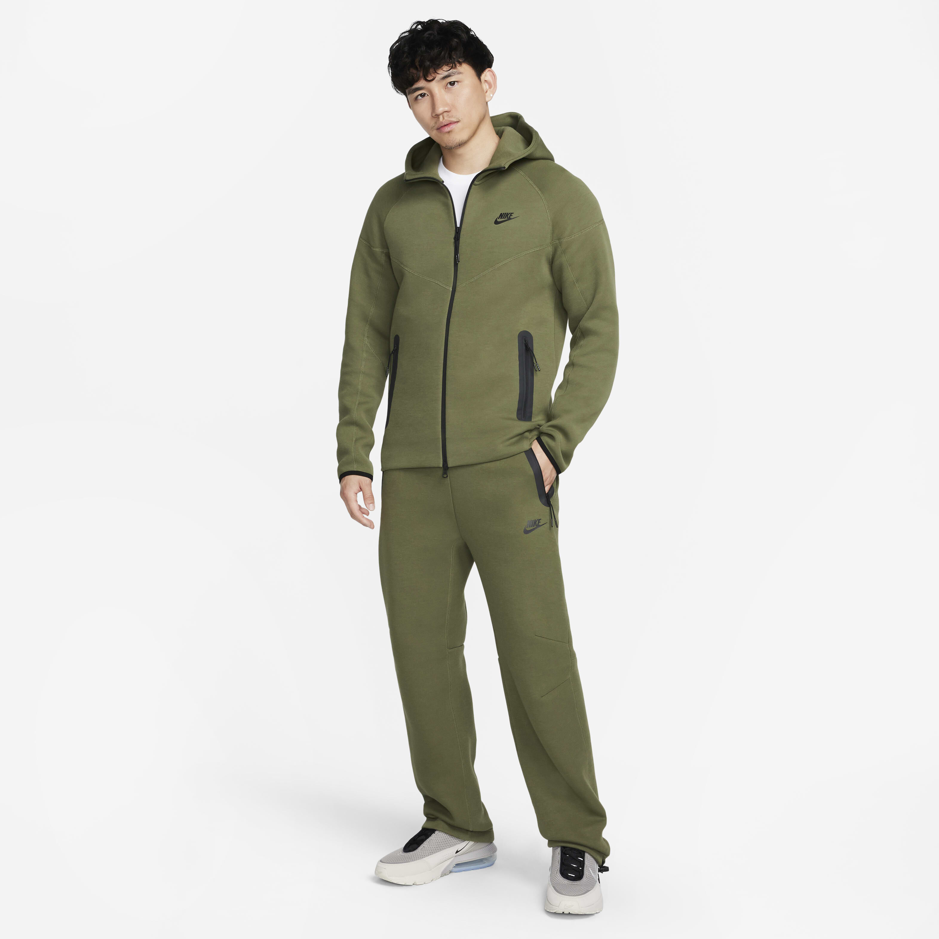 Nike Sportswear Tech Fleece image number 9