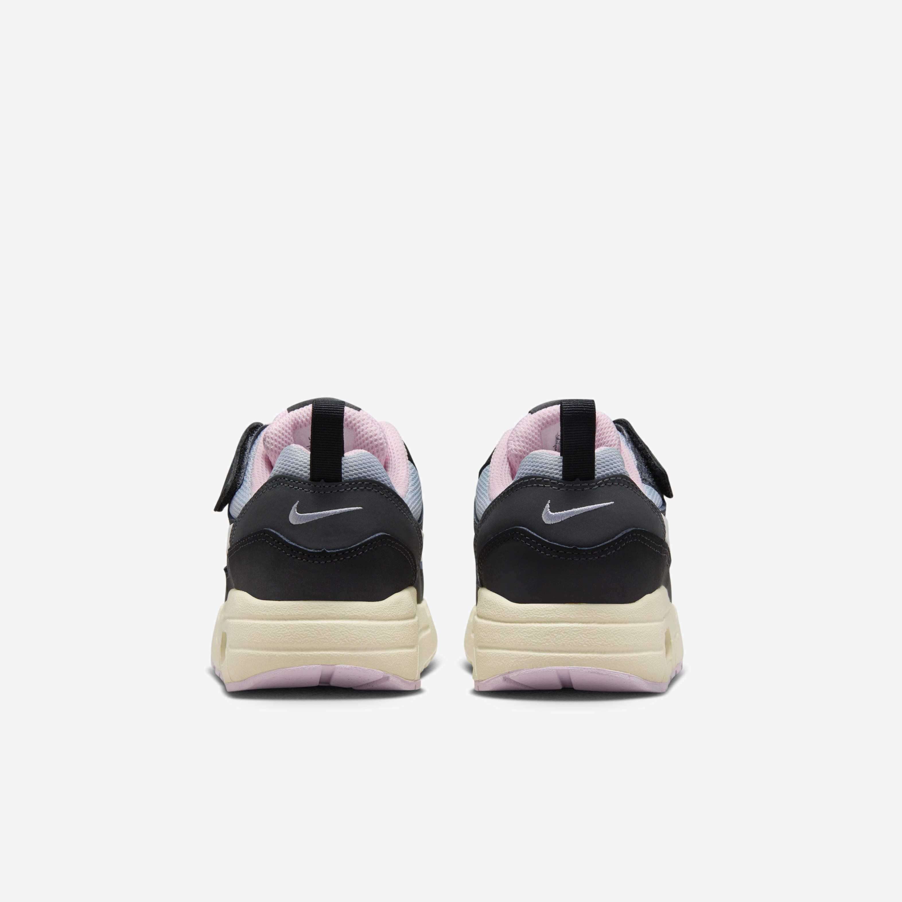 Nike Air Max 1 EasyOn image number 5