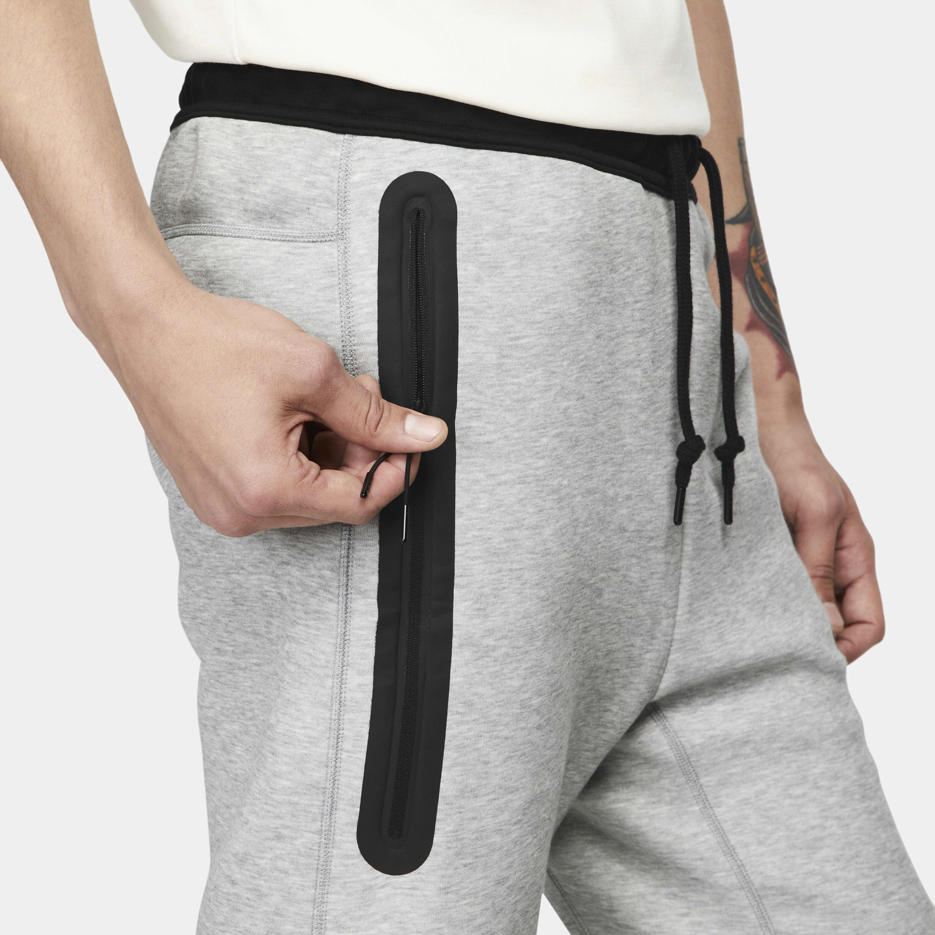 Nike zip joggers shop