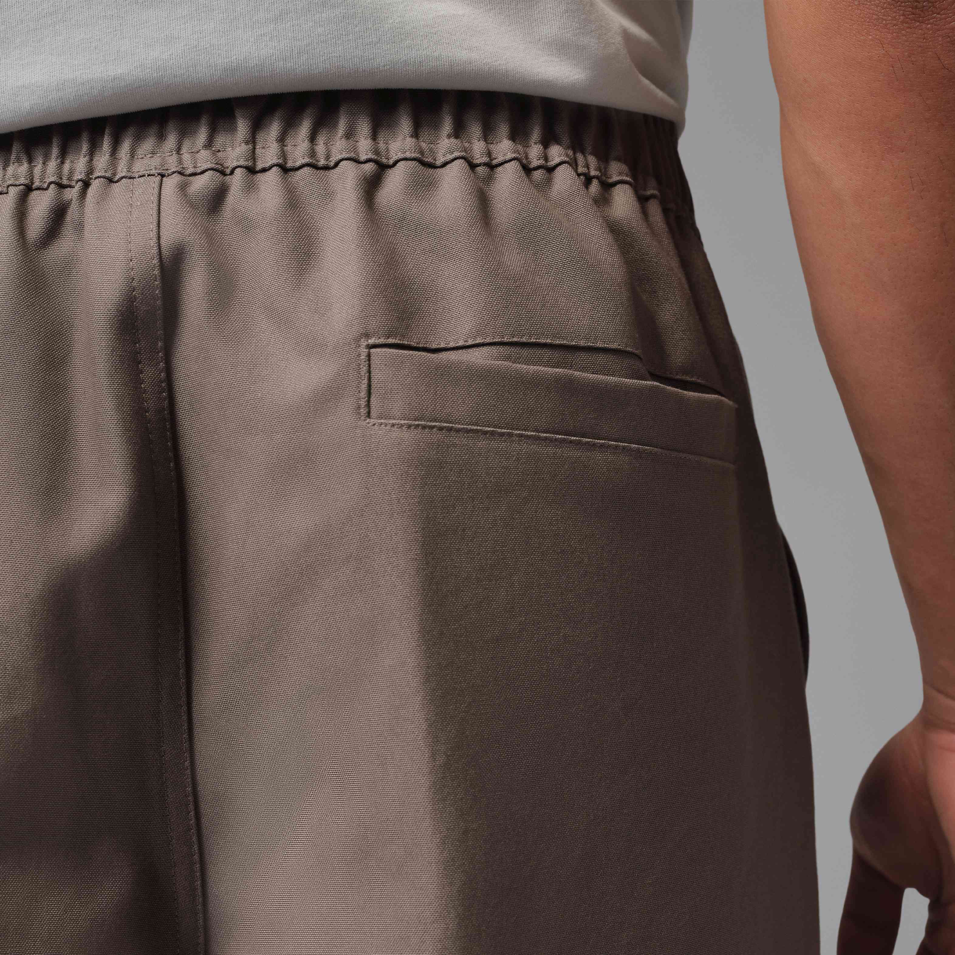 Jordan Brooklyn image number 3