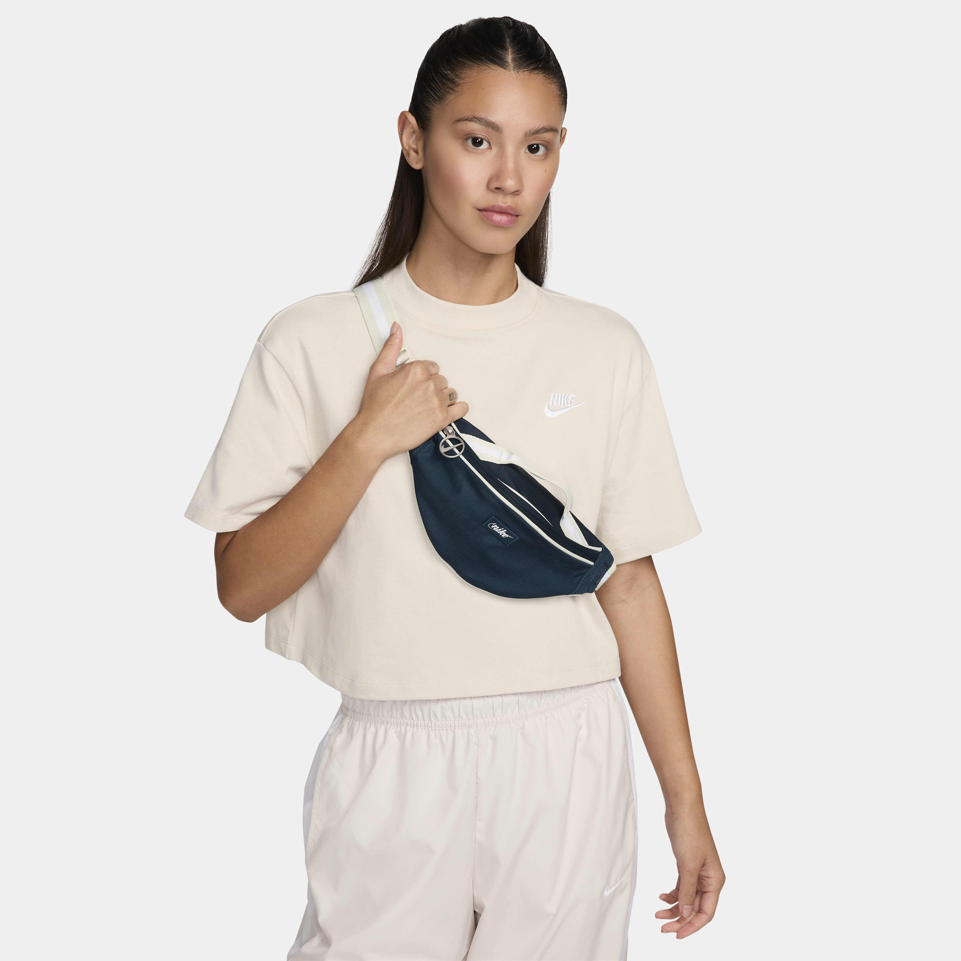 White nike hip pack online