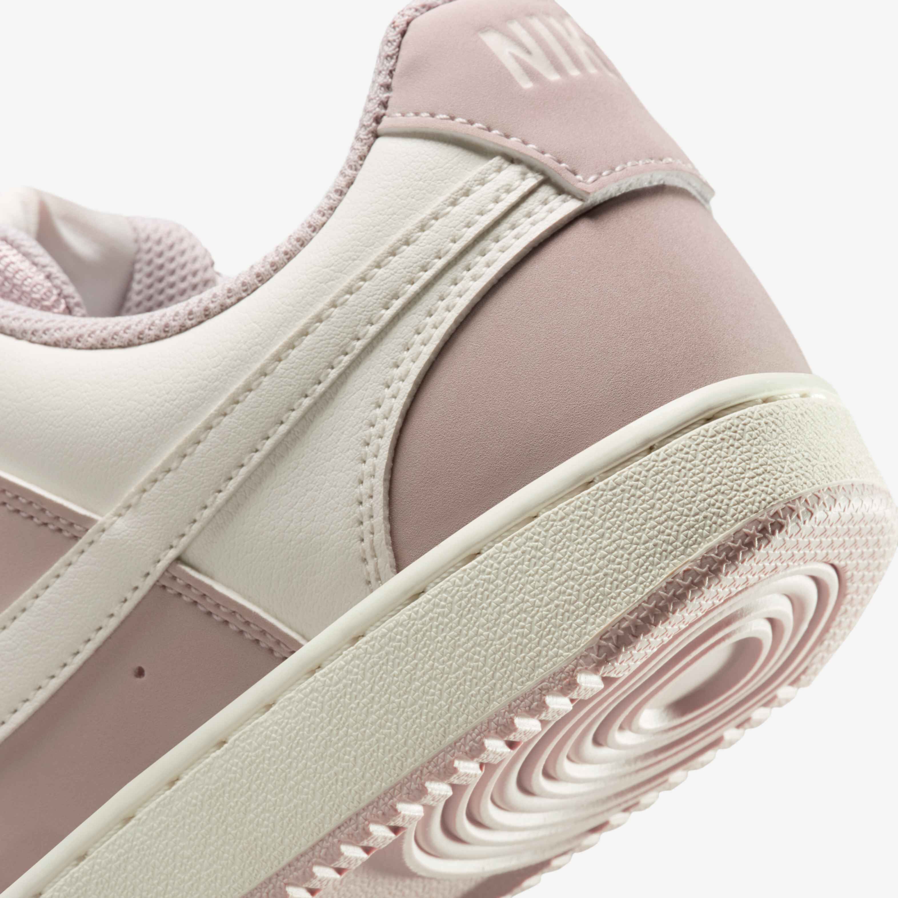 نايكي كورت فيجن لو image number 7