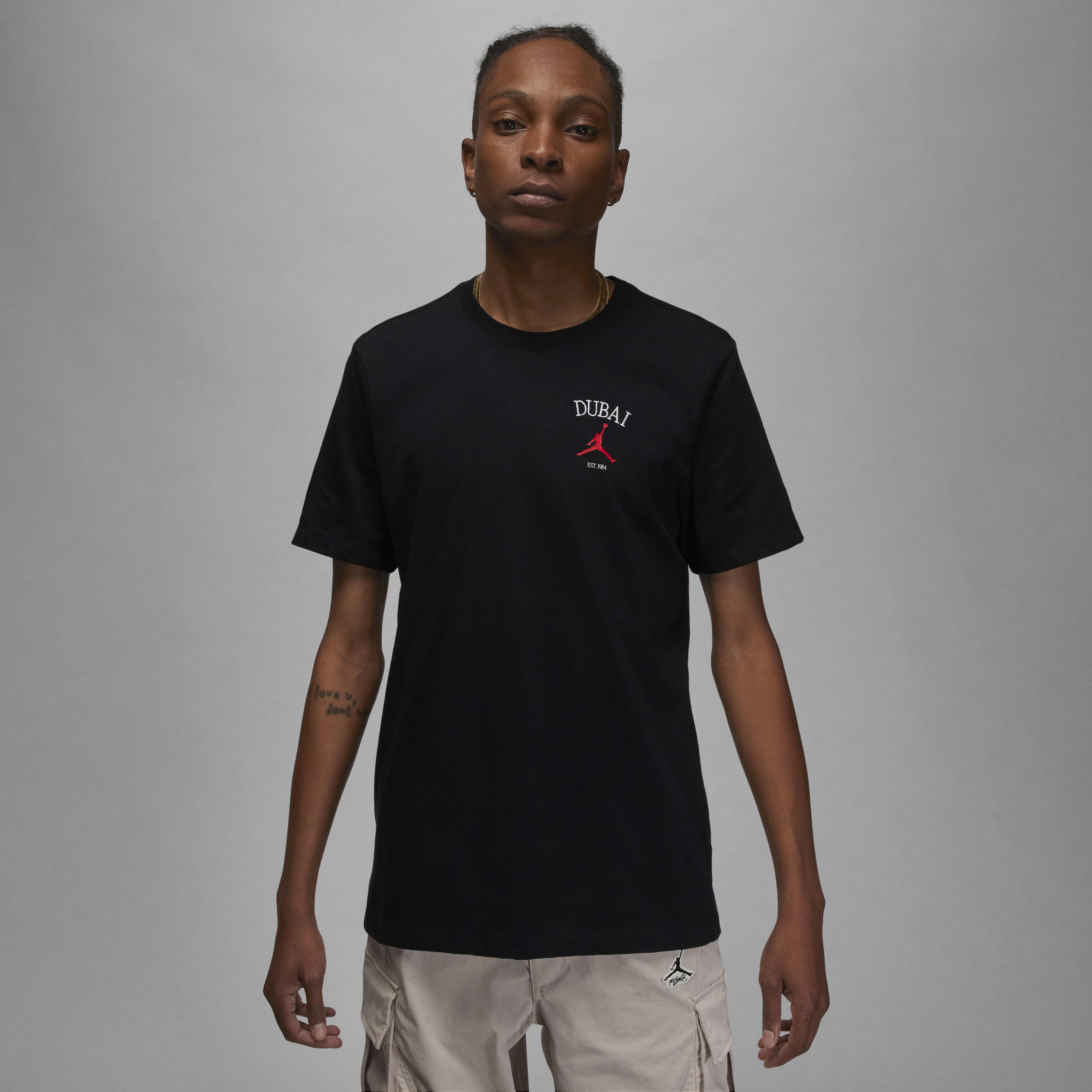 Nike dubai t shirt 2025