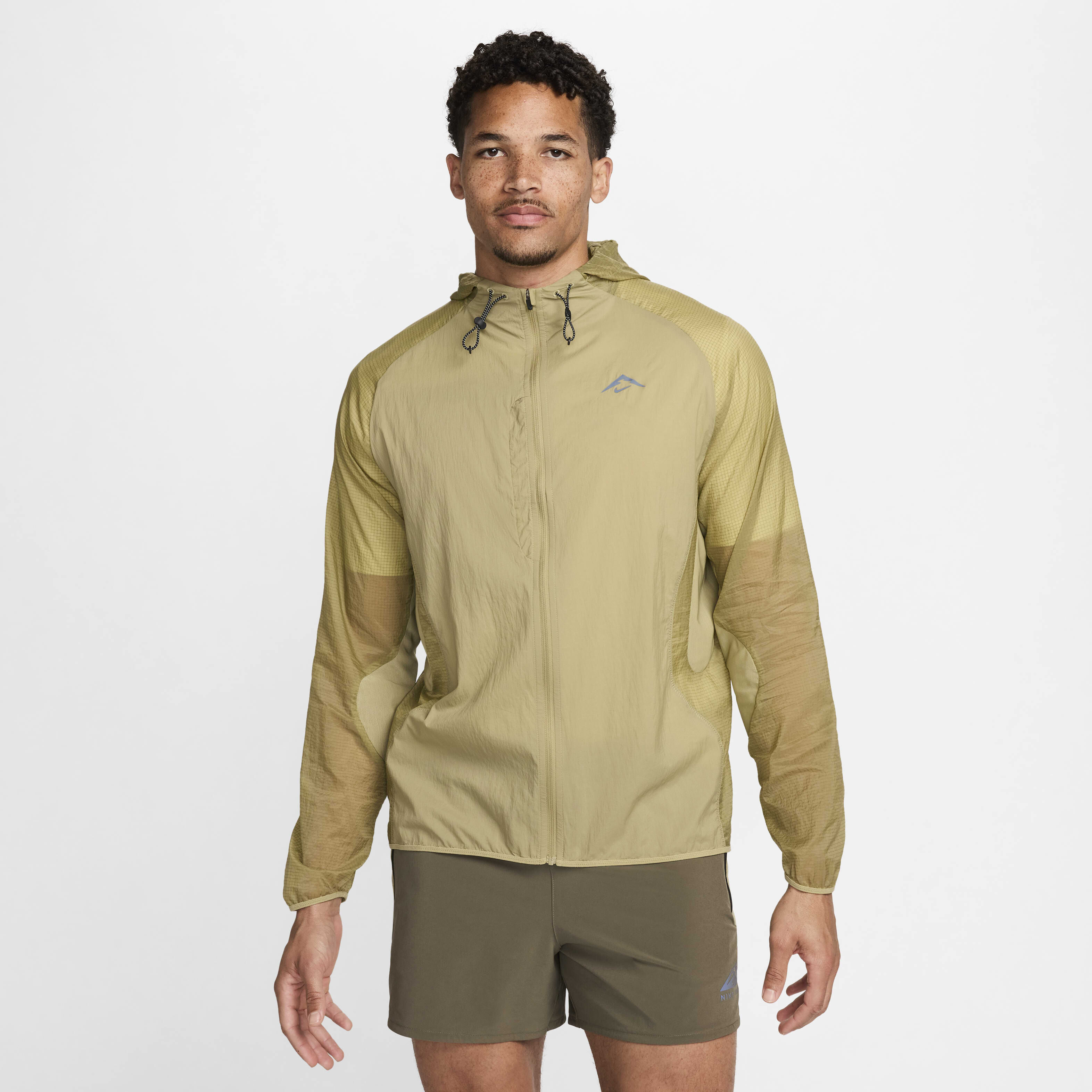 Buy Nike Trail Aireez Men s Running Jacket Nike Kuwait Official