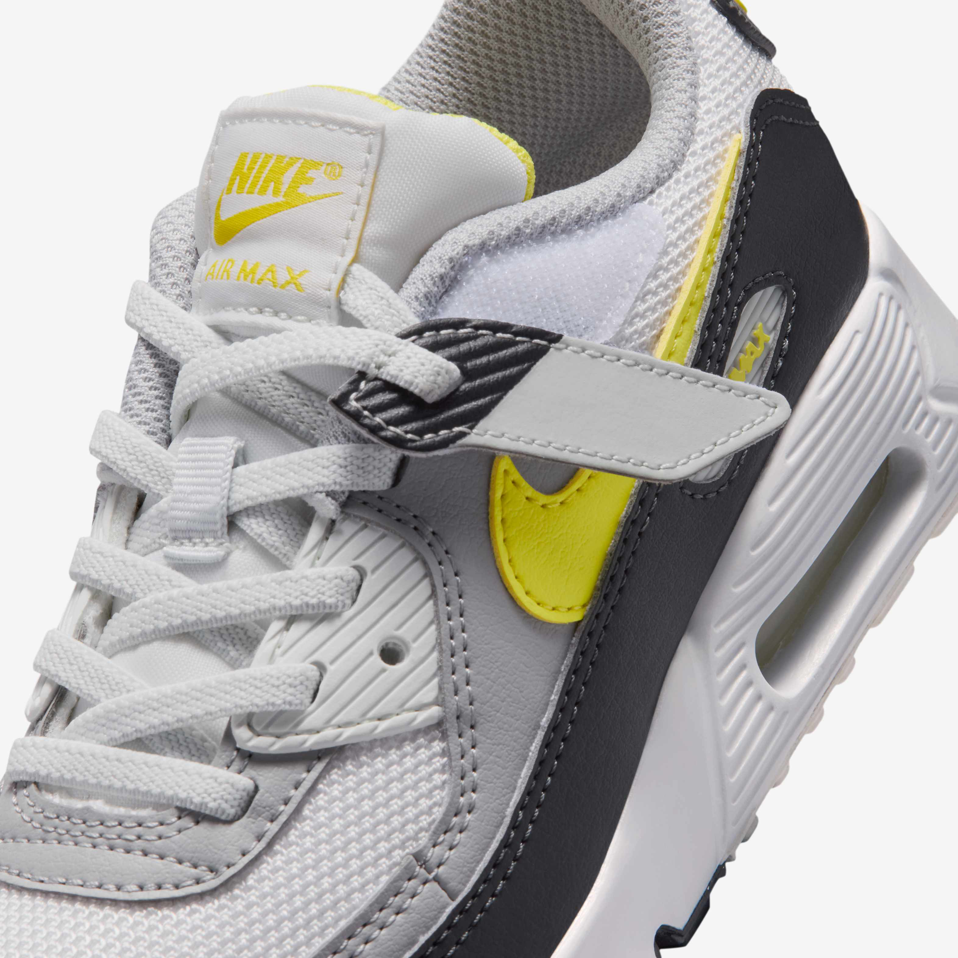 Nike Air Max 90 EasyOn image number 4