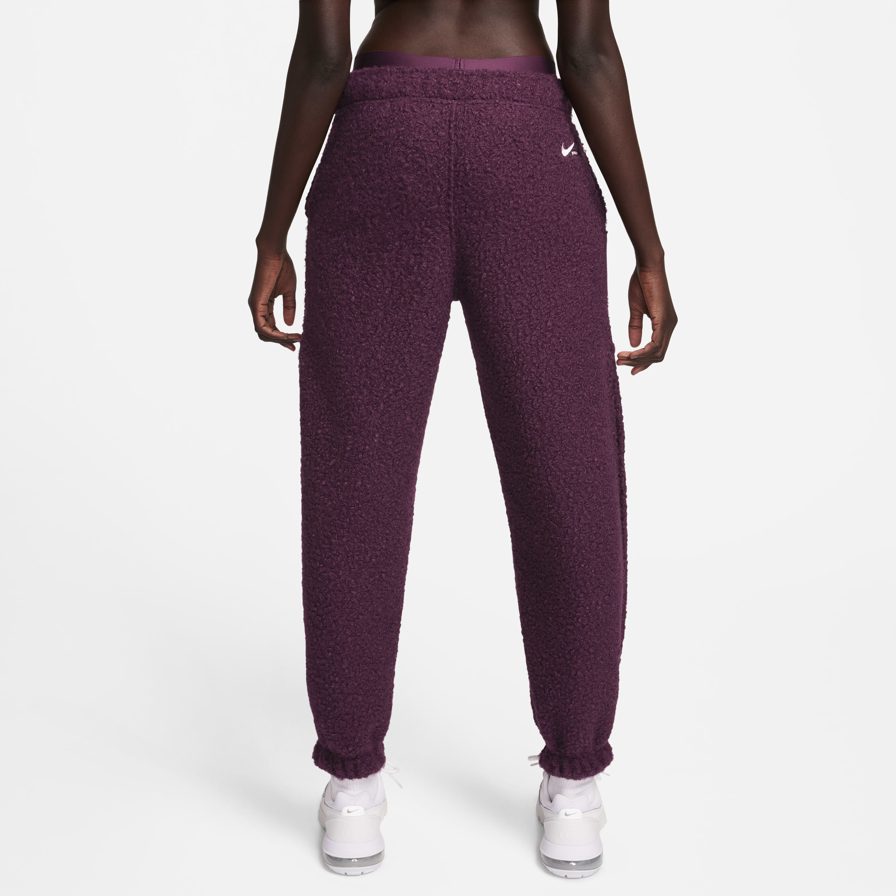 نايكي سبورتسوير كوليكشن image number 1