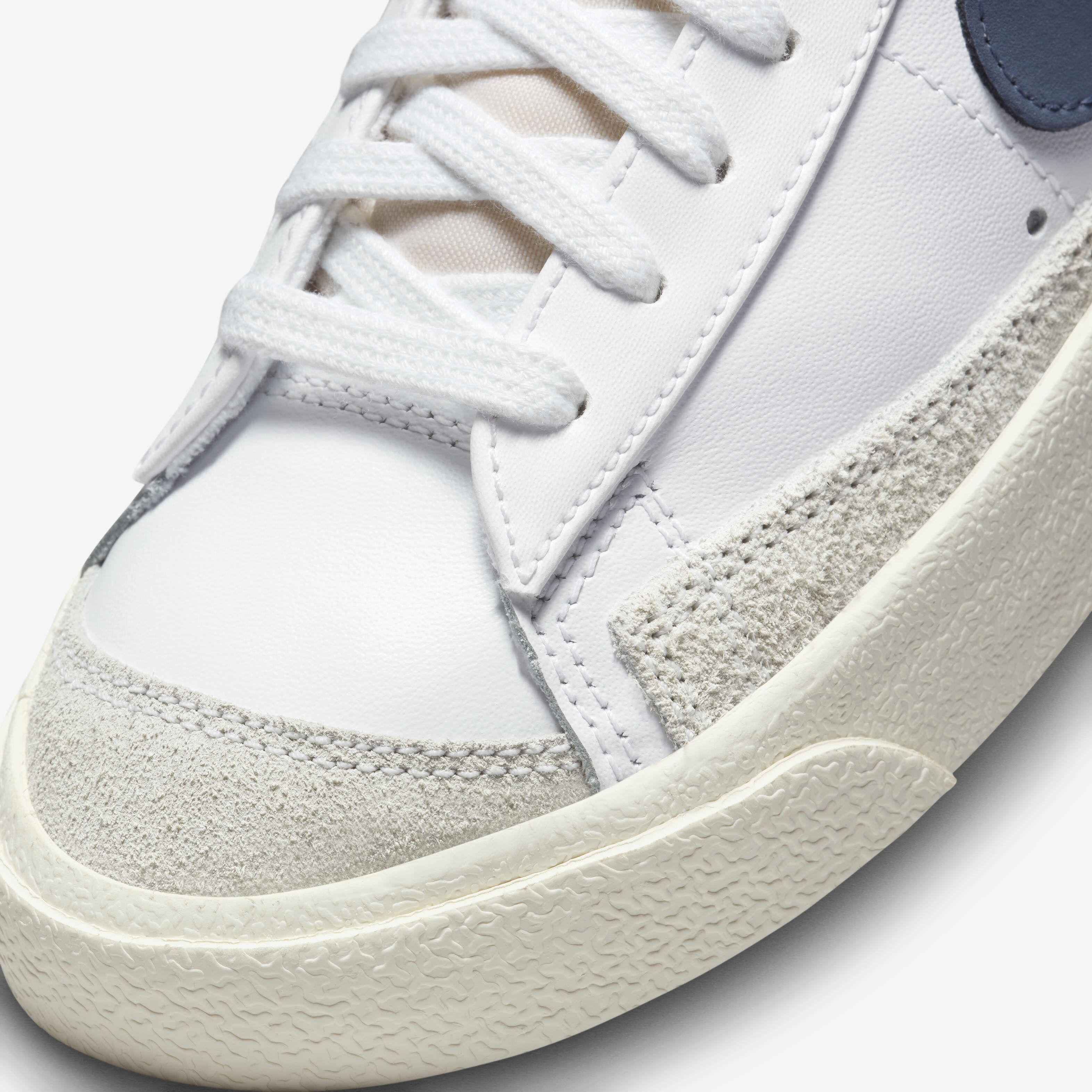 نايكي بليزر ميد '77 فينتدج image number 6