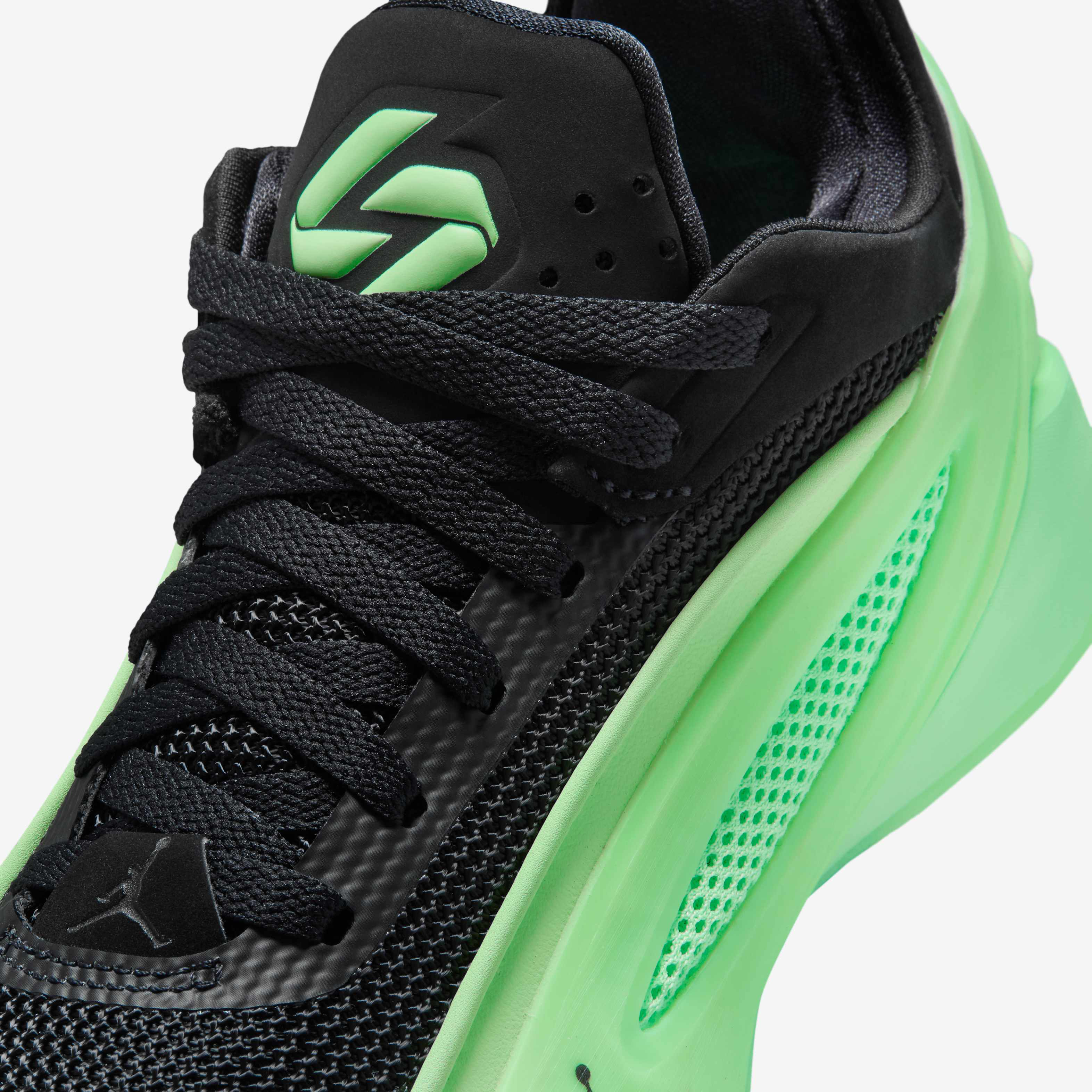 Luka 5 'Venom' image number 6