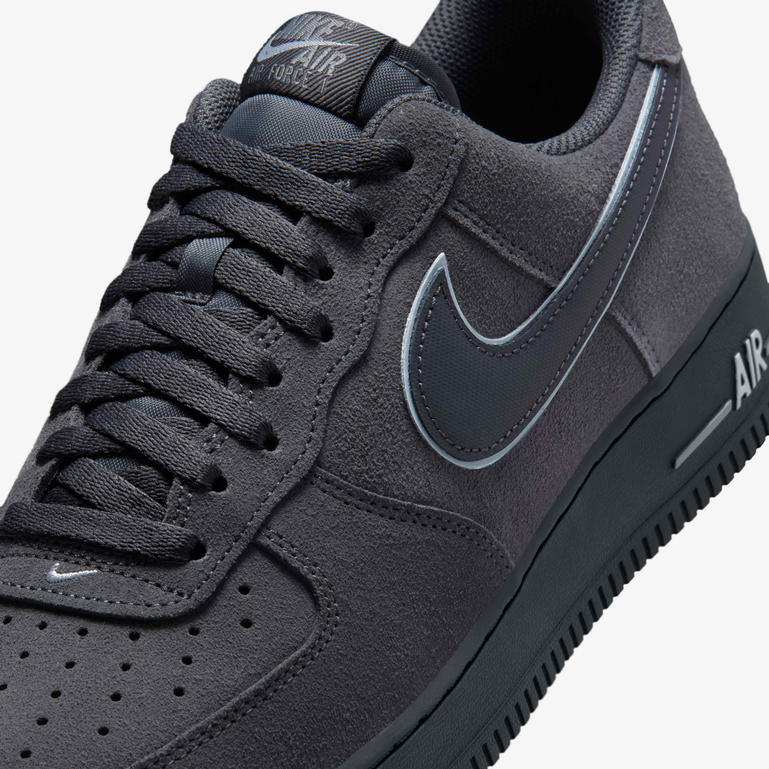 Nike Air Force 1 '07 LV8 image number 6
