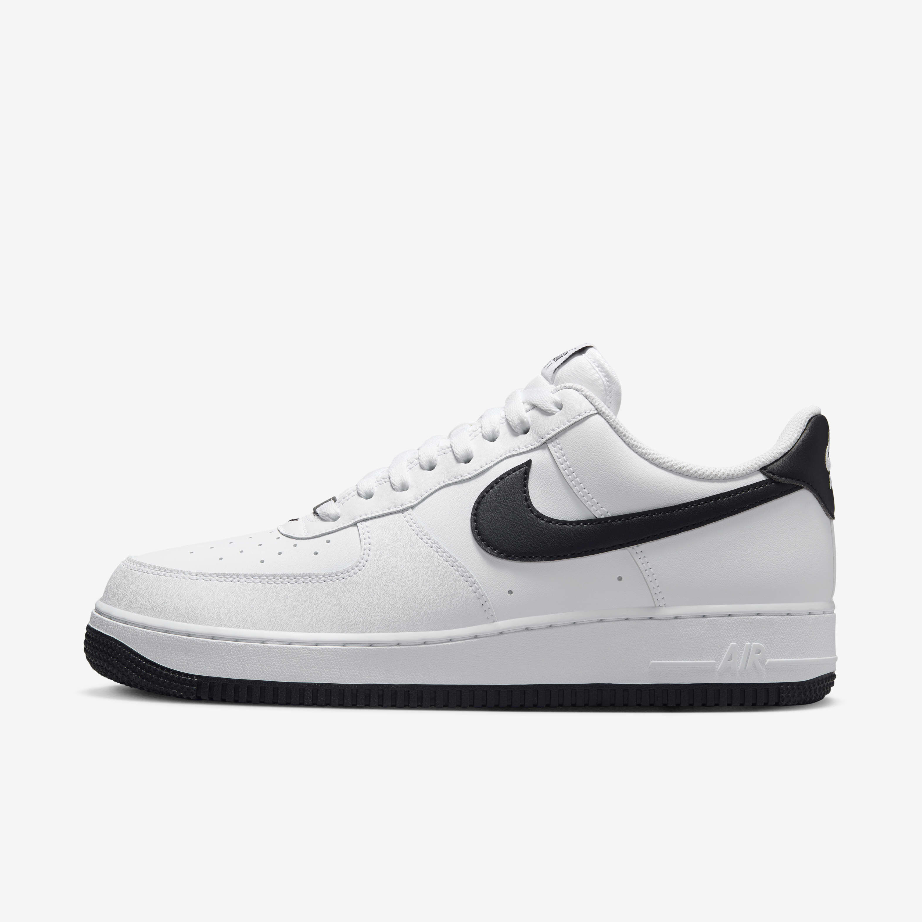Nike Air Force 1 '07 image number 0