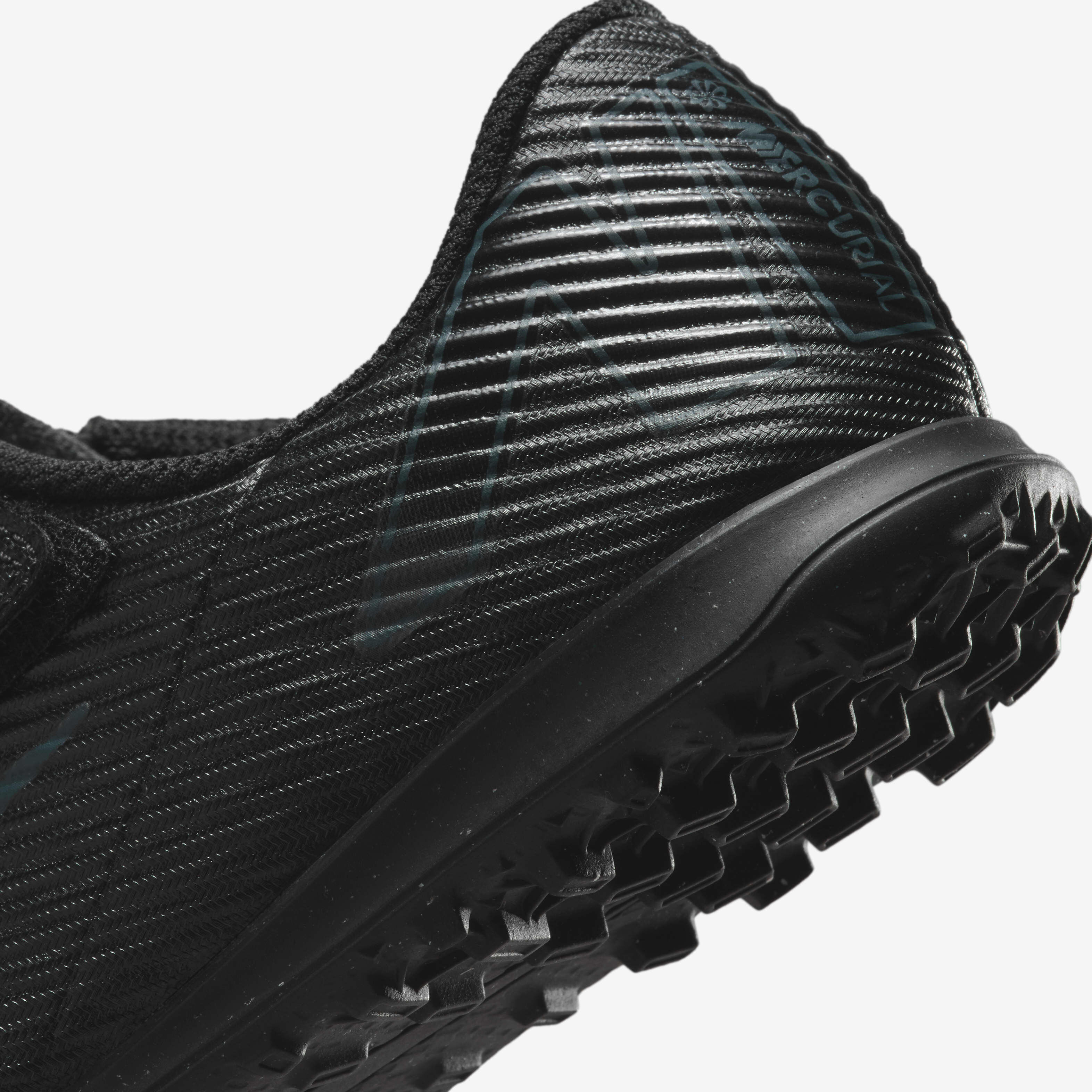 Nike Jr. Mercurial Vapor 16 Club image number 7
