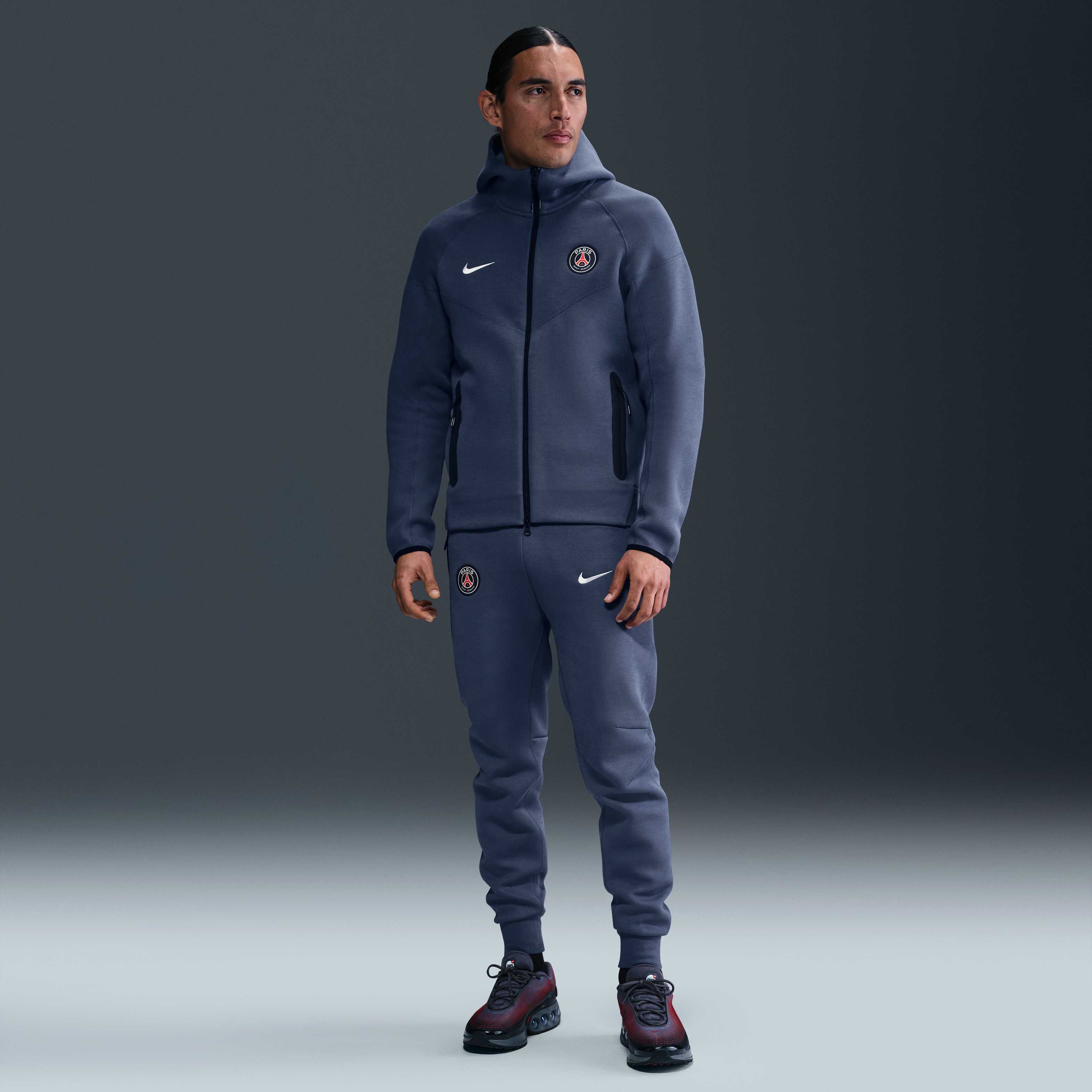 Paris Saint-Germain Tech Windrunner image number 3