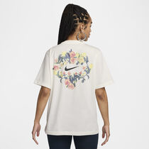 Nike Sportswear Women's Artist Collection