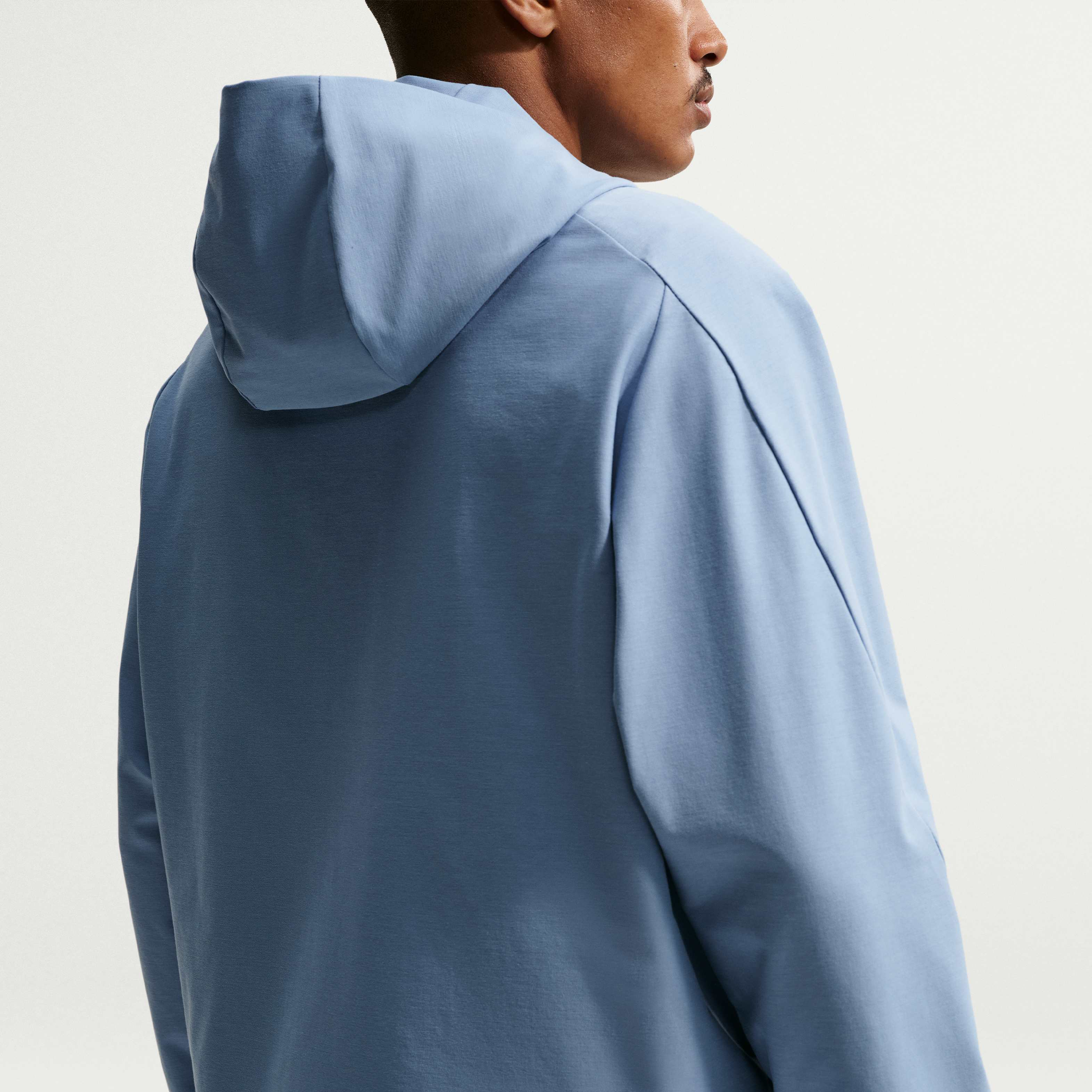 نايكي سبورتسوير تك image number 1