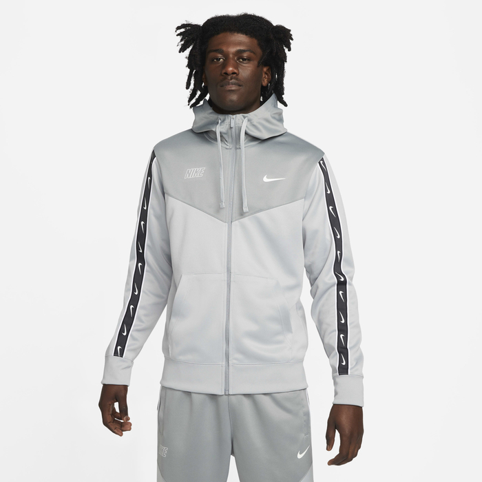 Nike Sportswear Repeat image number 0 Nike Sportswear Repeat image number 0