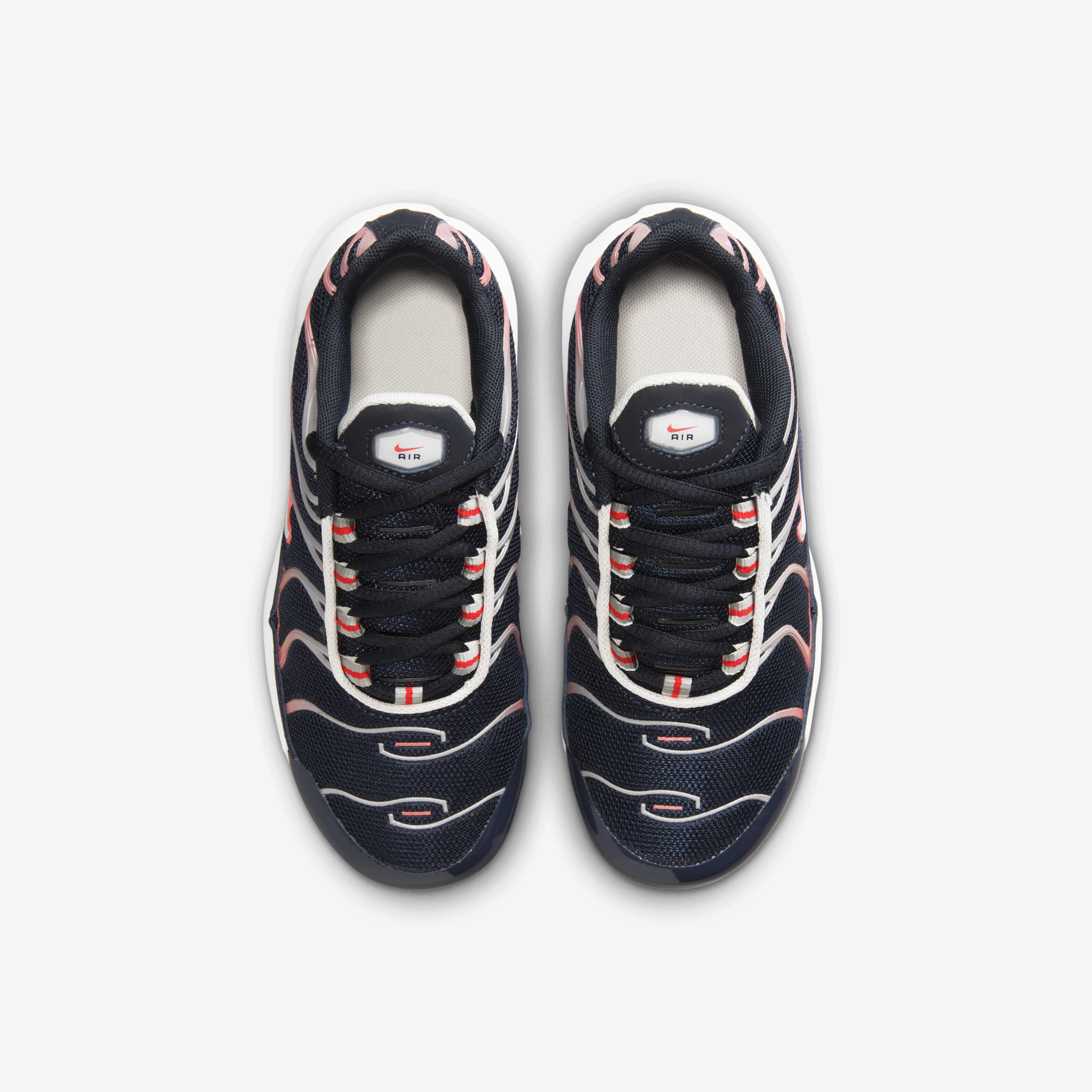 Nike Air Max Plus image number 3