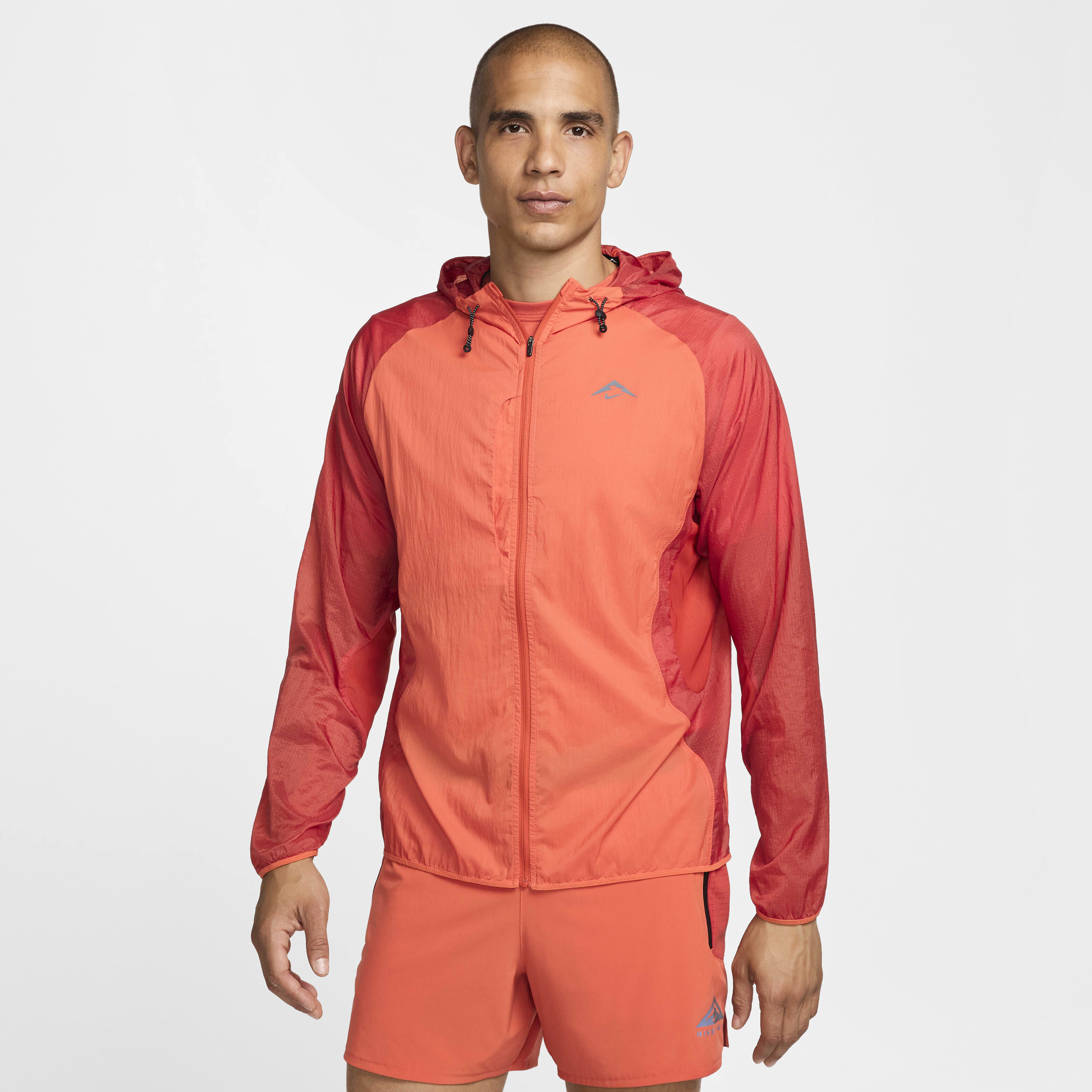 Buy Nike Trail Aireez Men s Running Jacket Nike Kuwait Official