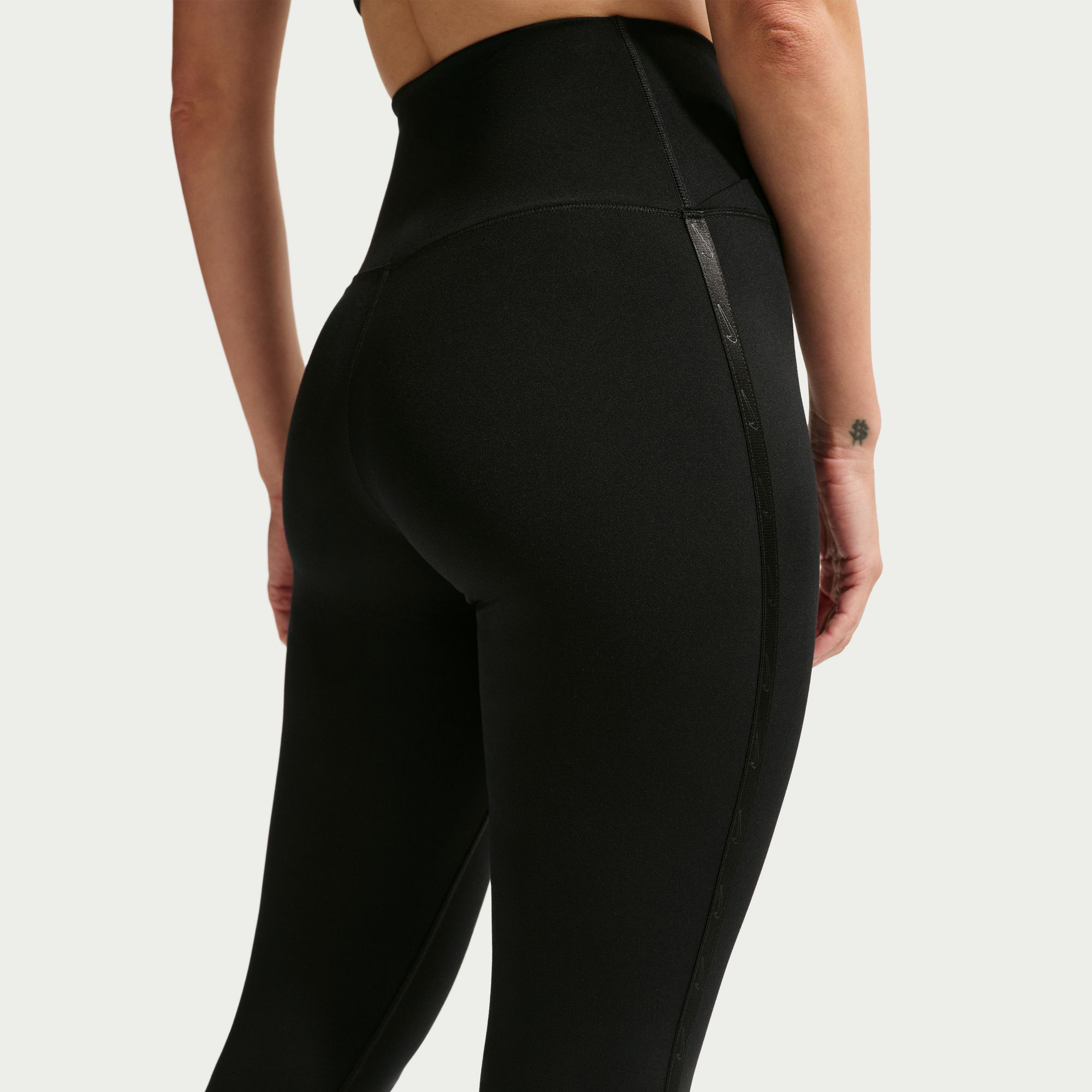 Nike One image number 3