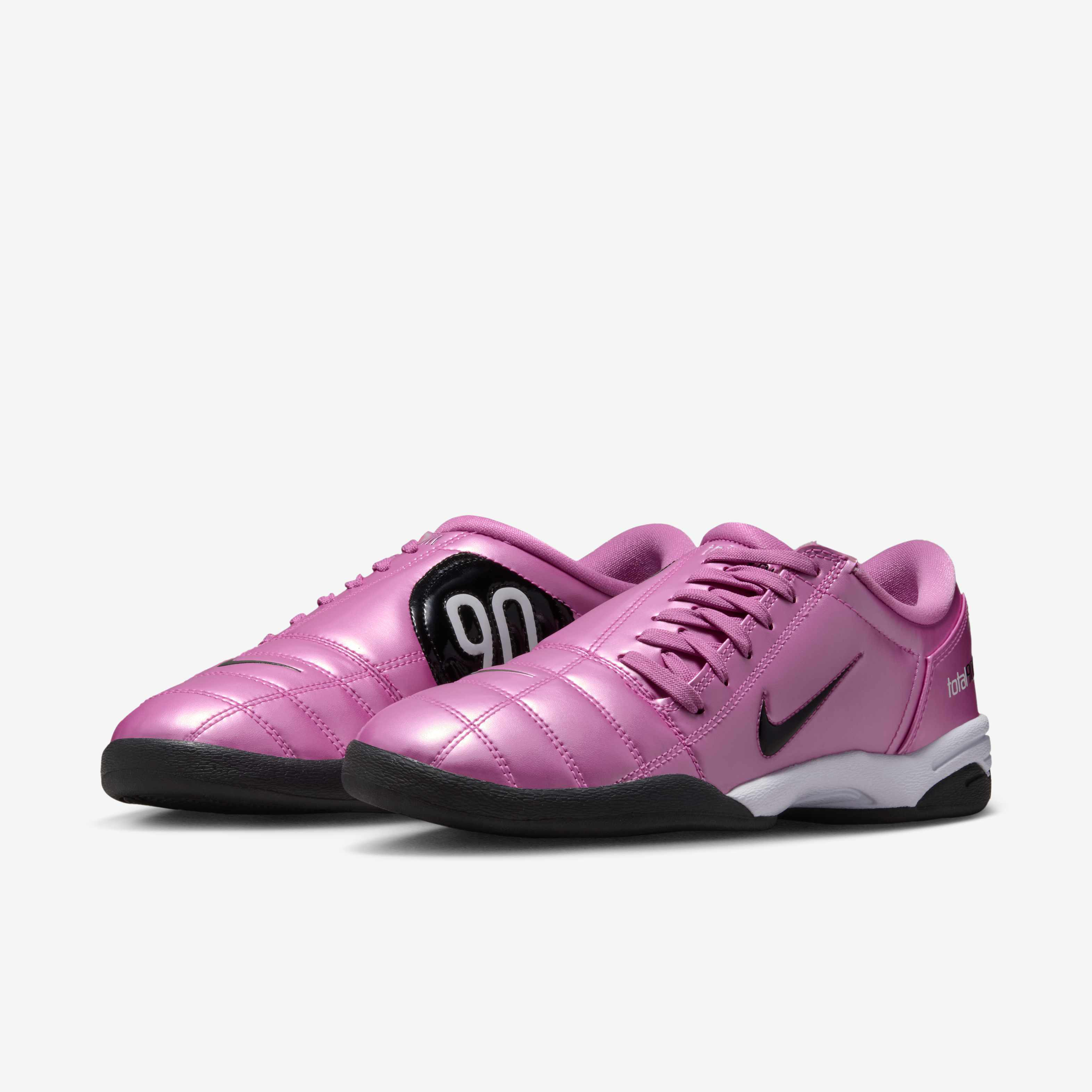 Nike Total90 image number 4