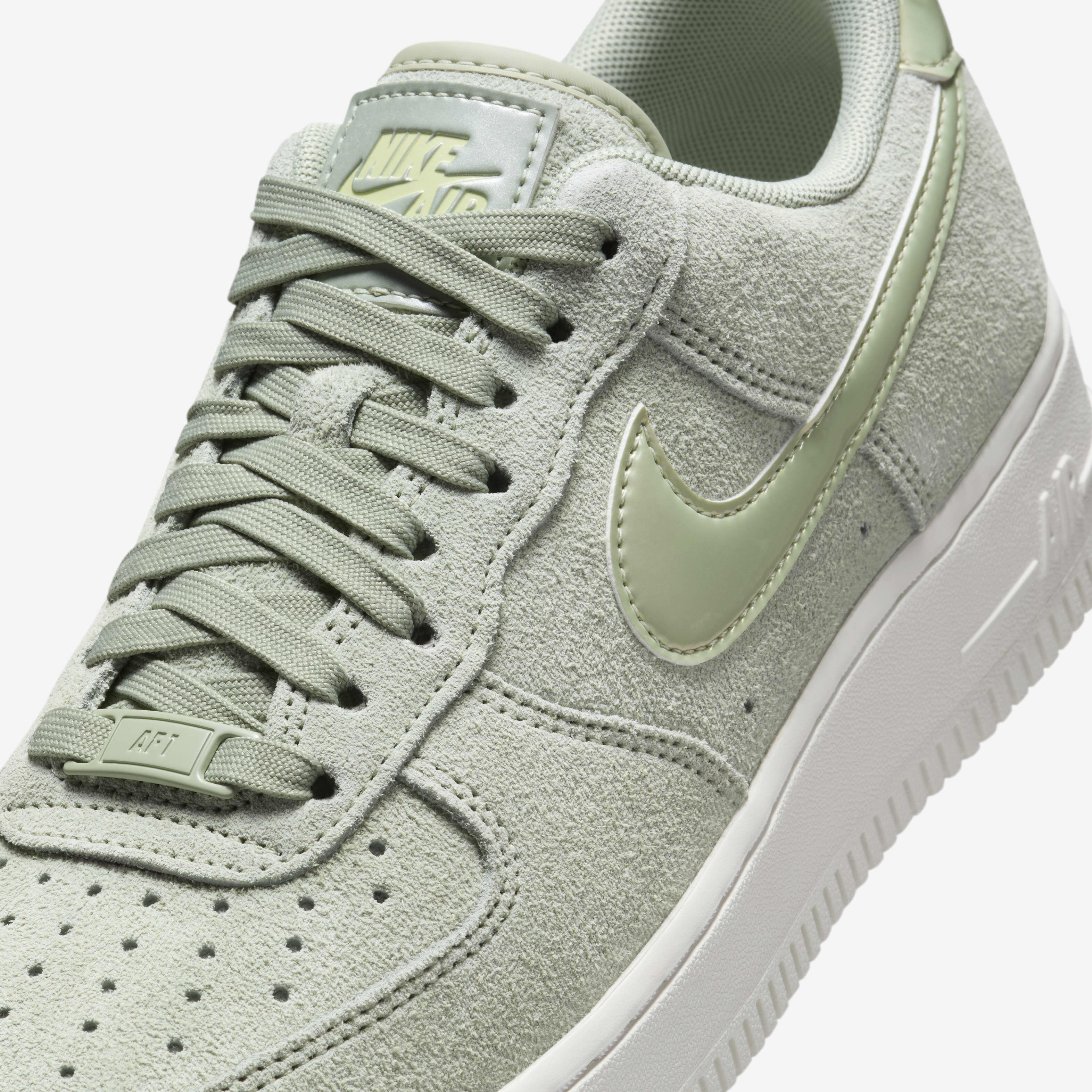 Nike air force 1 07 se green on sale