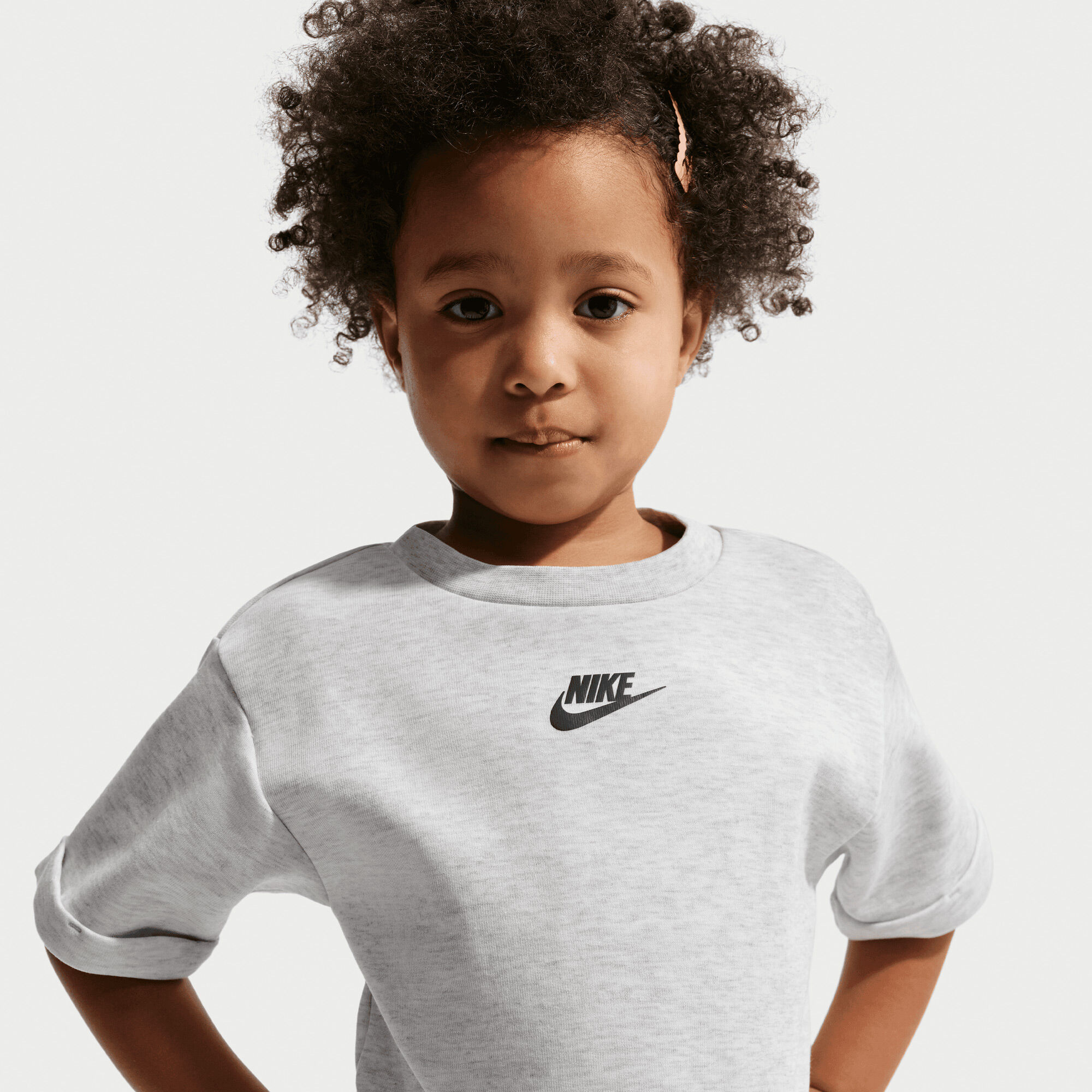 Nike image number 2