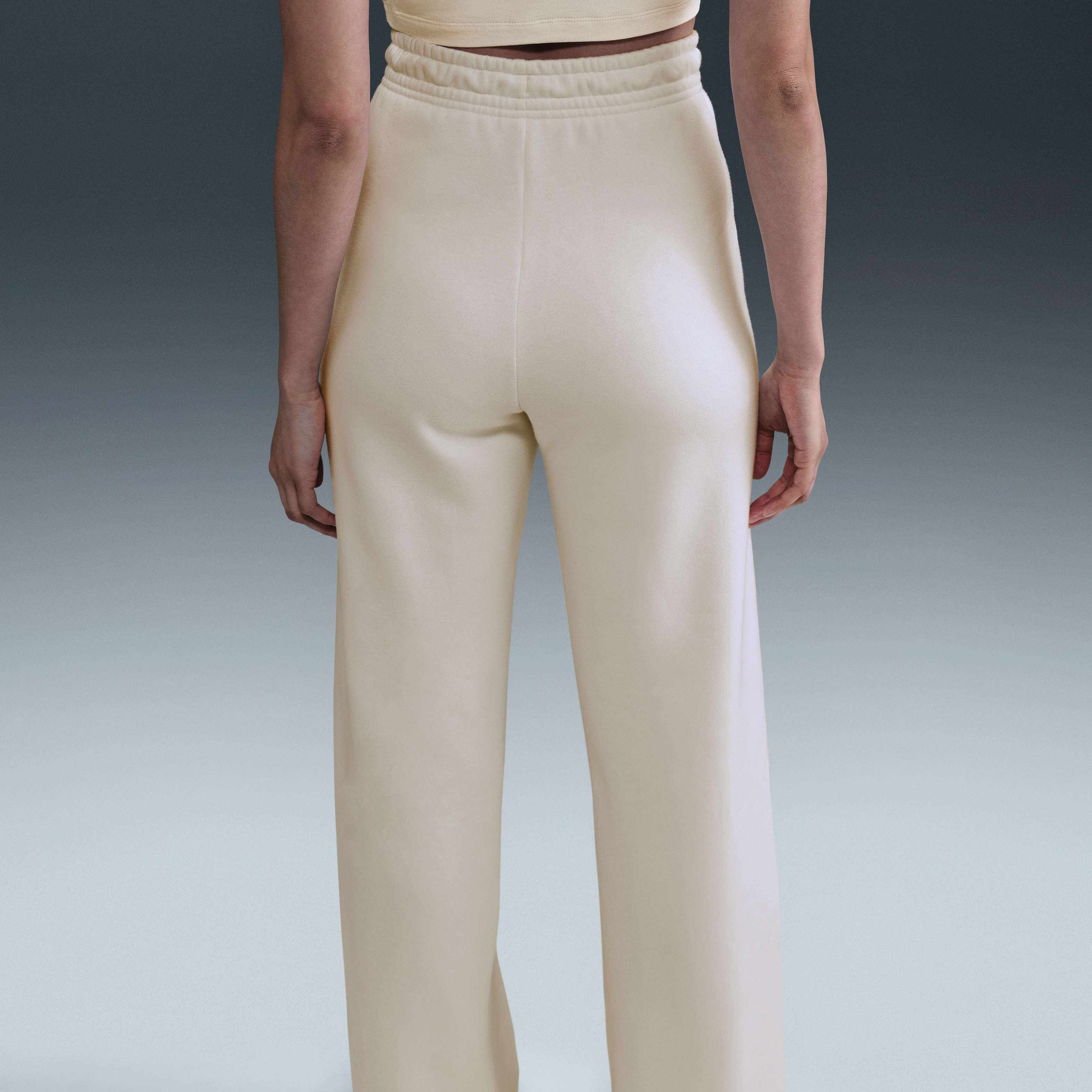 Nike Sportswear image number 2