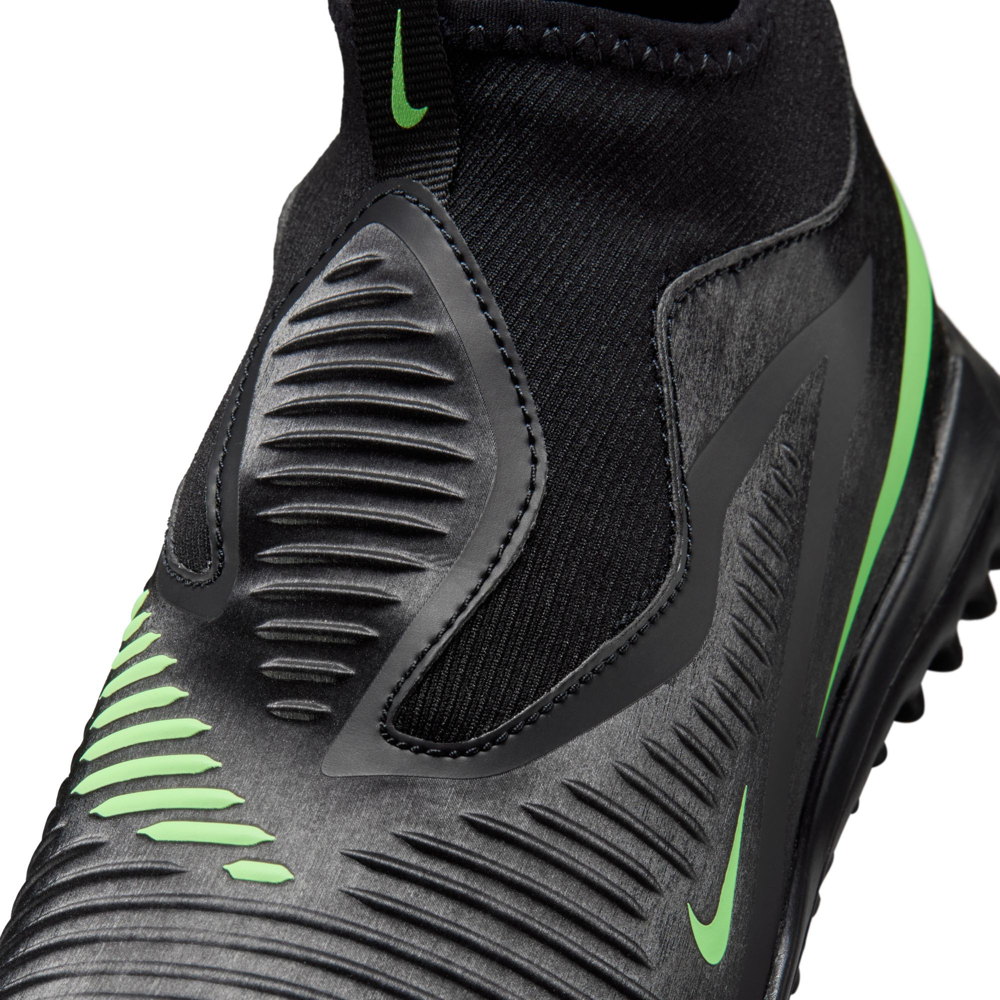 Nike Jr. Phantom 6 High Academy image number 5