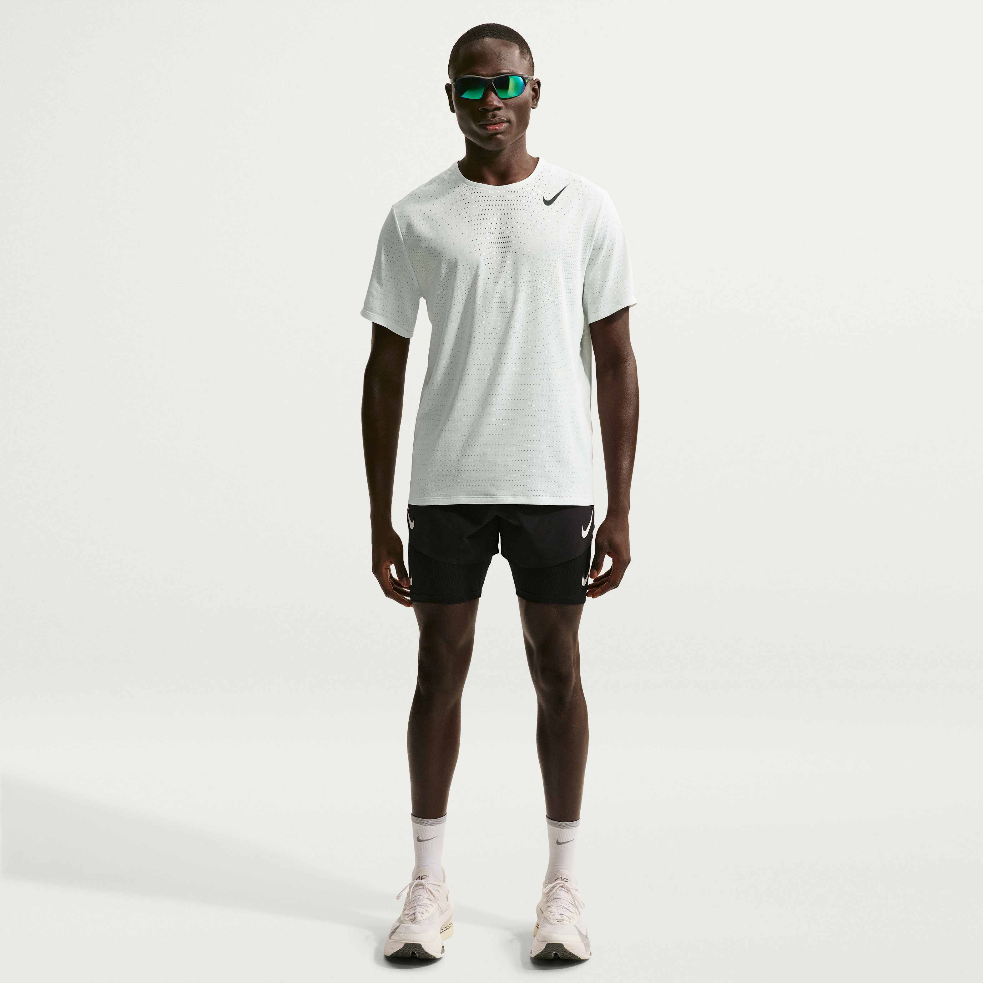 Nike AeroSwift image number 3